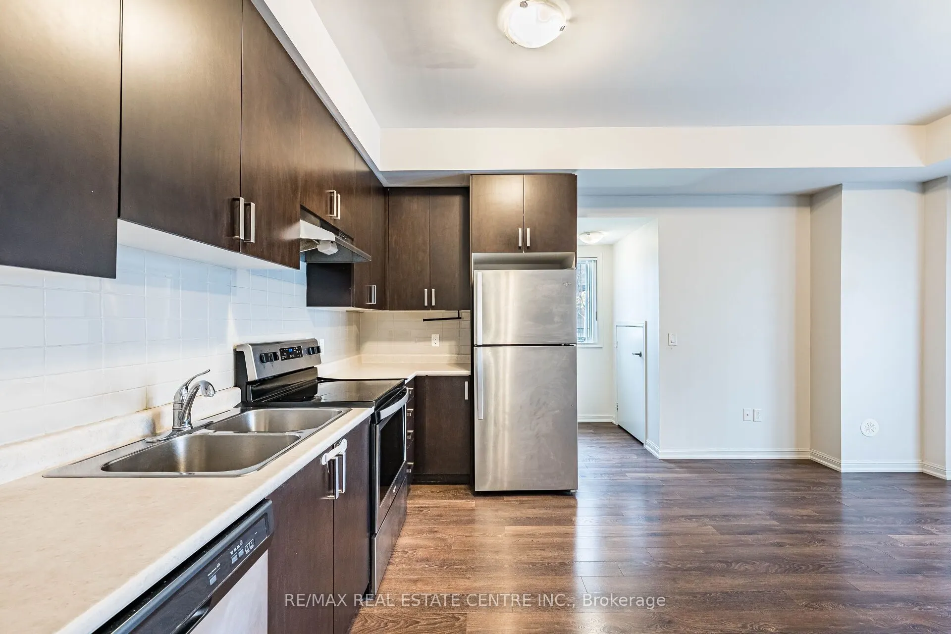 1 Beckenrose Court #153