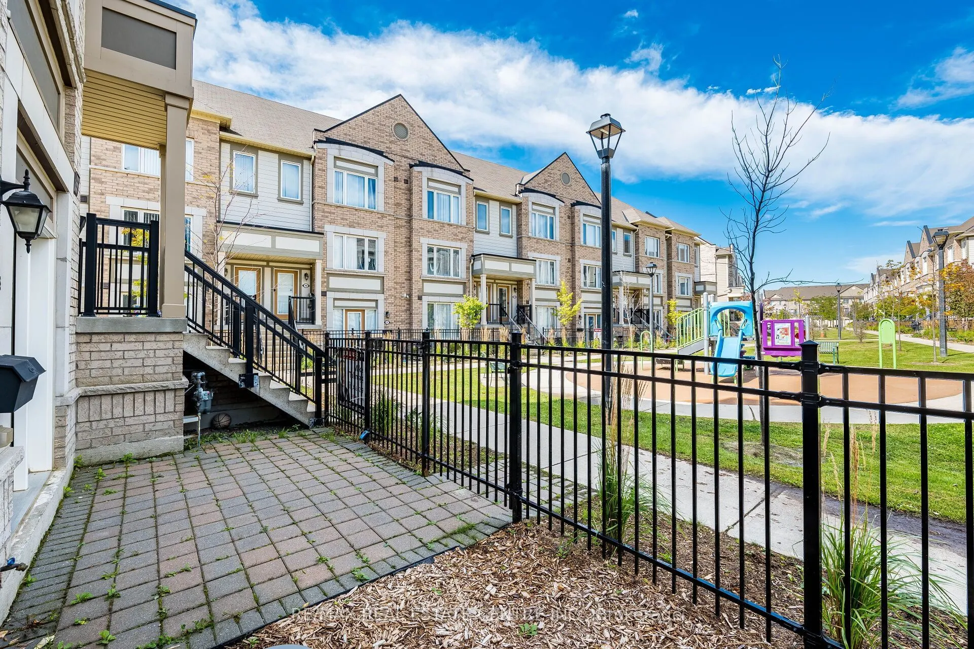 1 Beckenrose Court #153