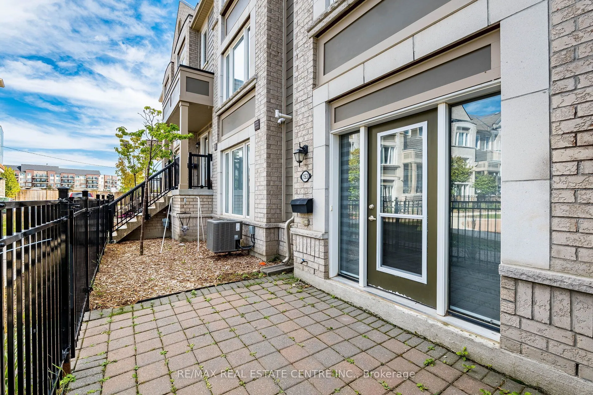 1 Beckenrose Court #153