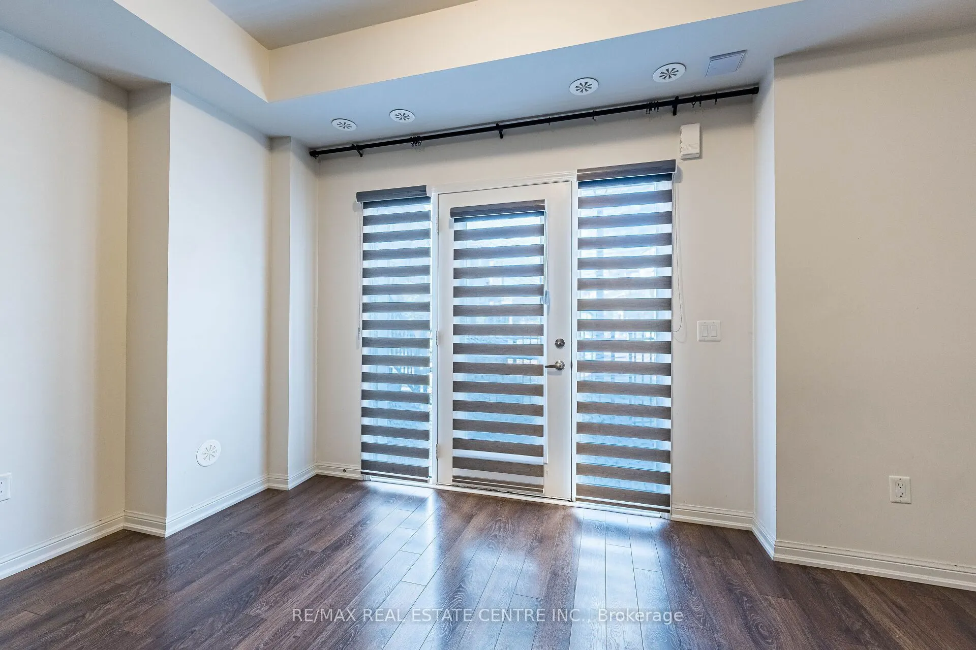 1 Beckenrose Court #153