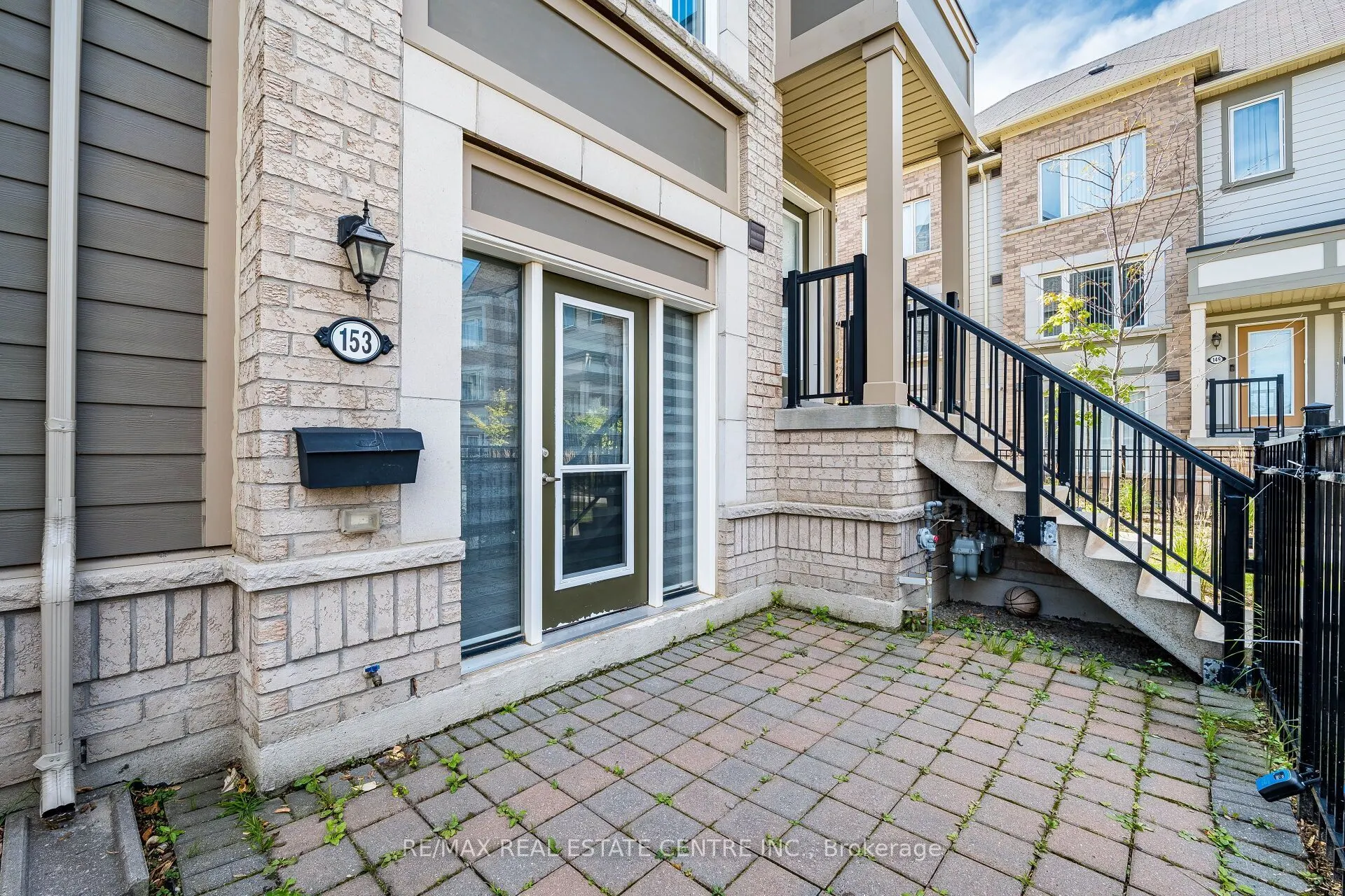 1 Beckenrose Court #153