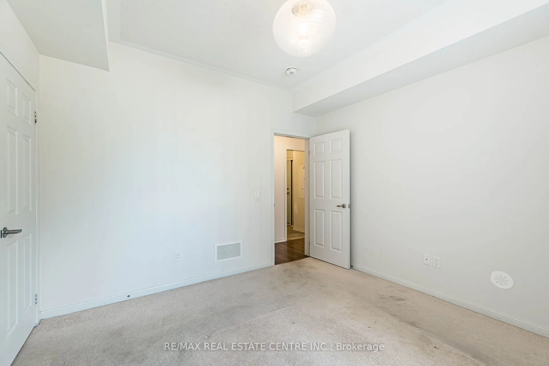 1 Beckenrose Court #153