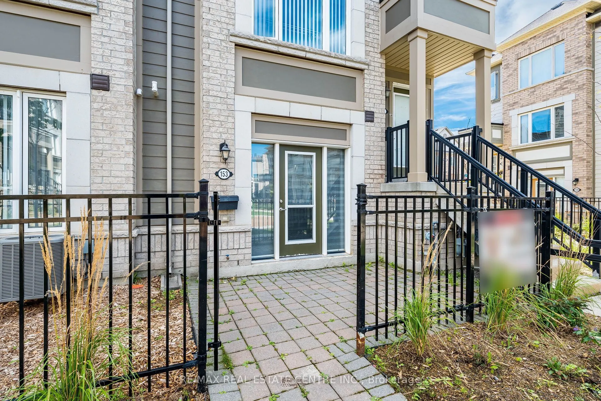 1 Beckenrose Court #153
