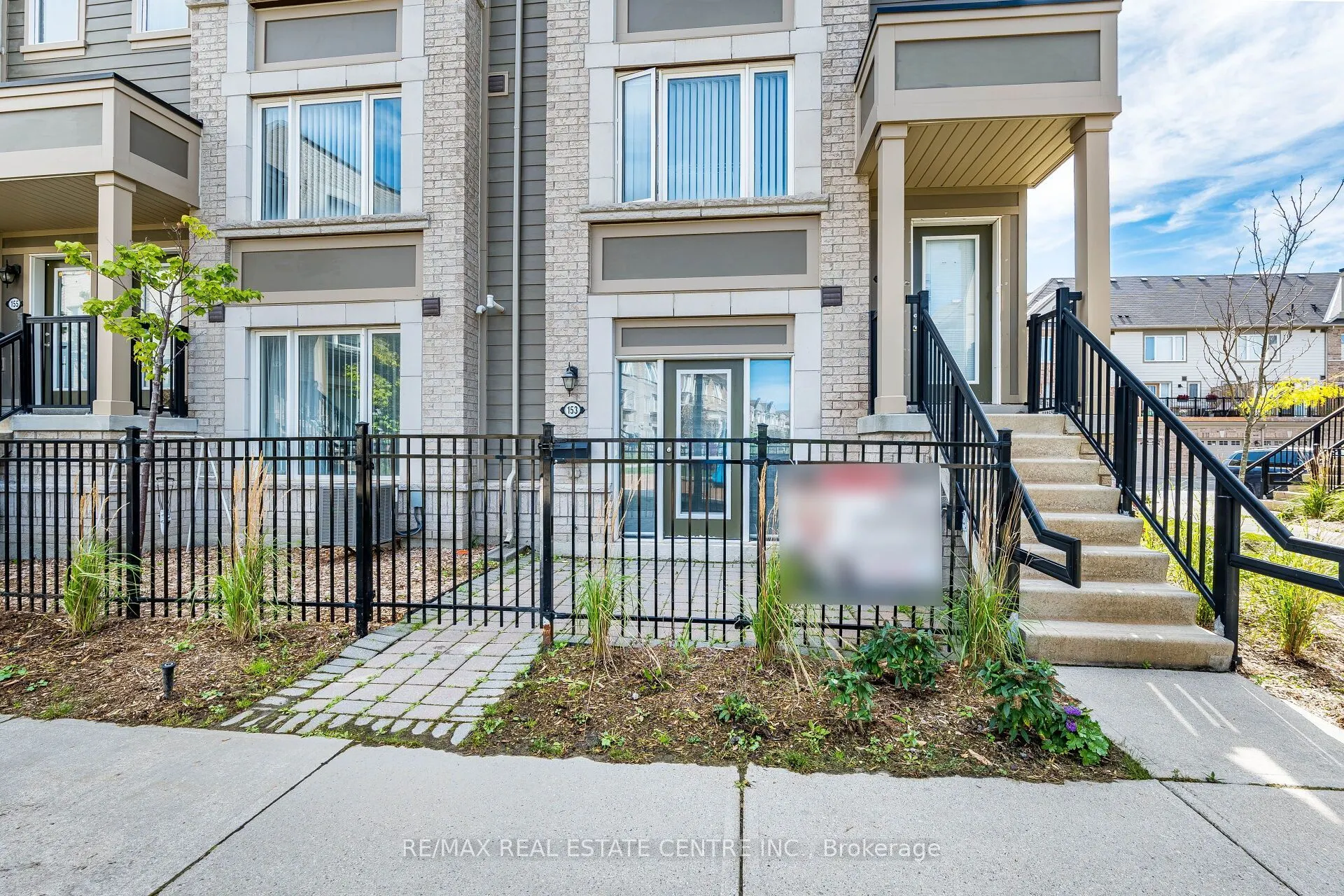 1 Beckenrose Court #153