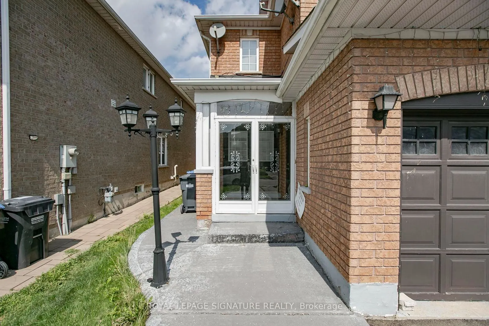 941 Mandolin Place