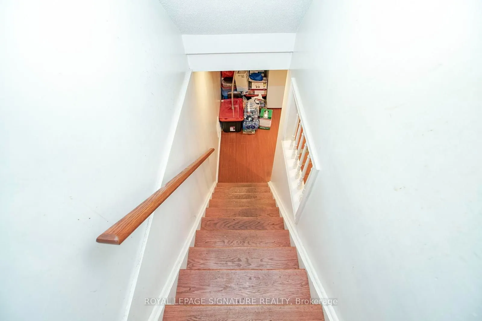 941 Mandolin Place