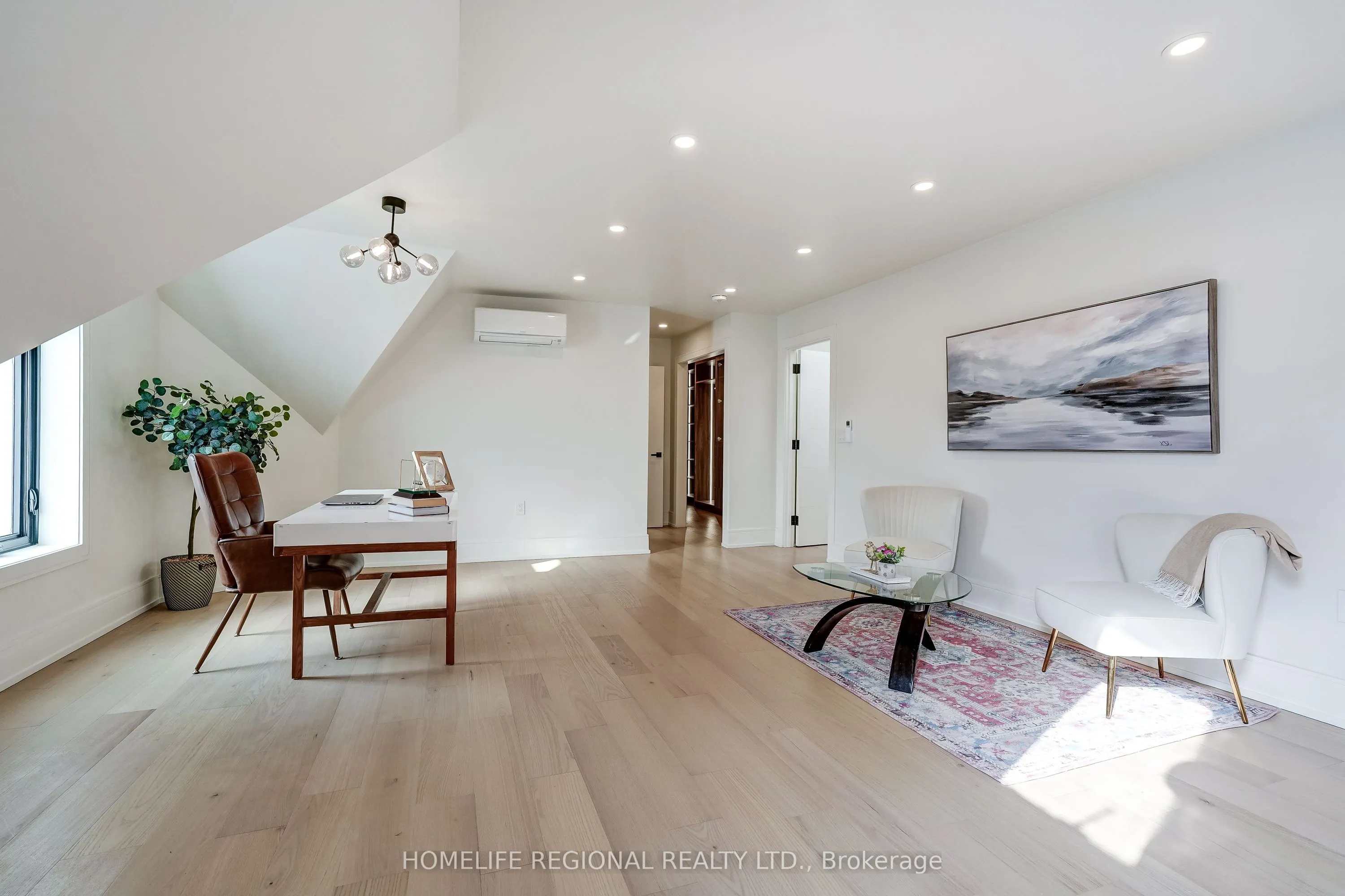 12 Macdonell Avenue