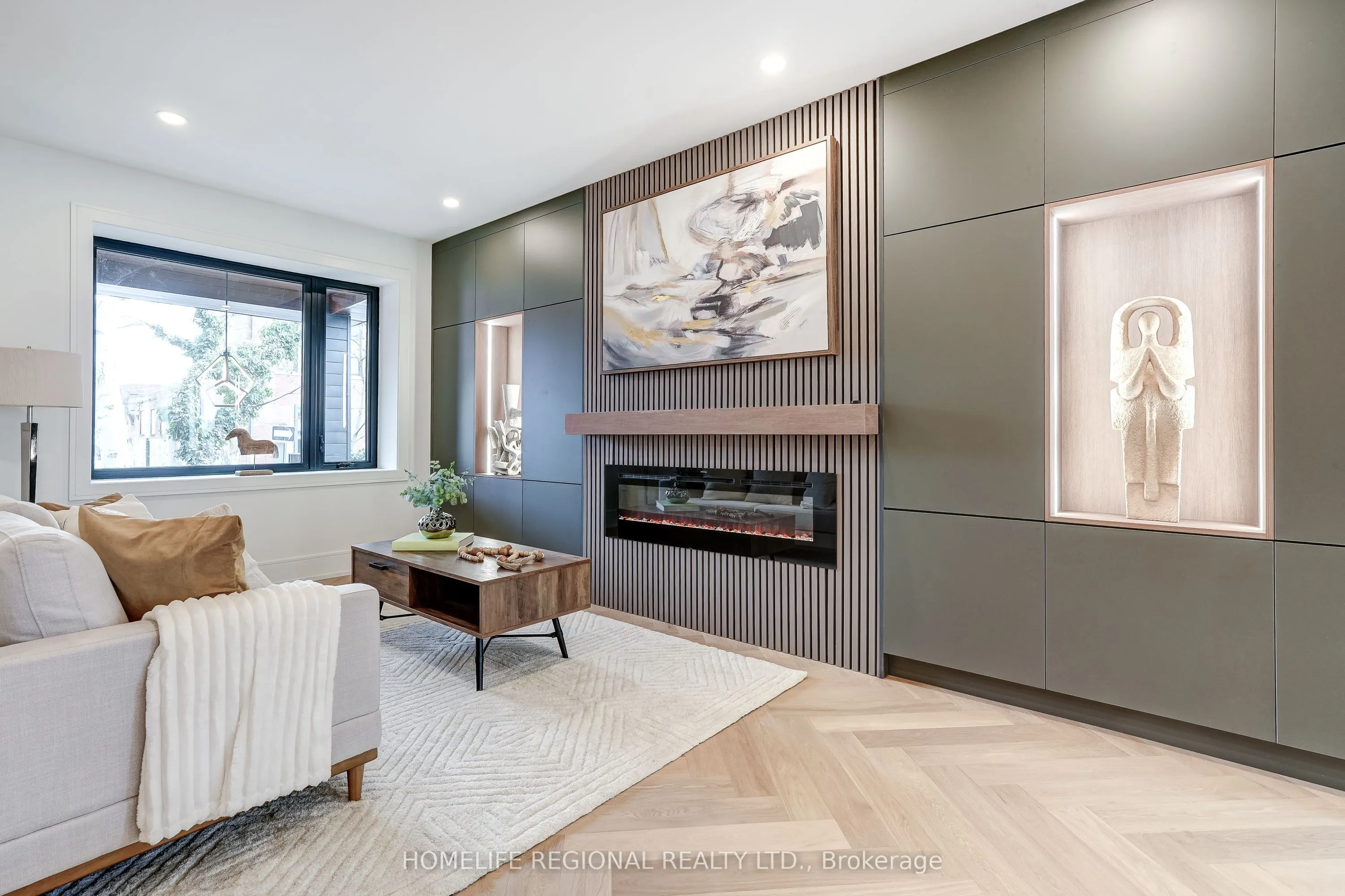 12 Macdonell Avenue