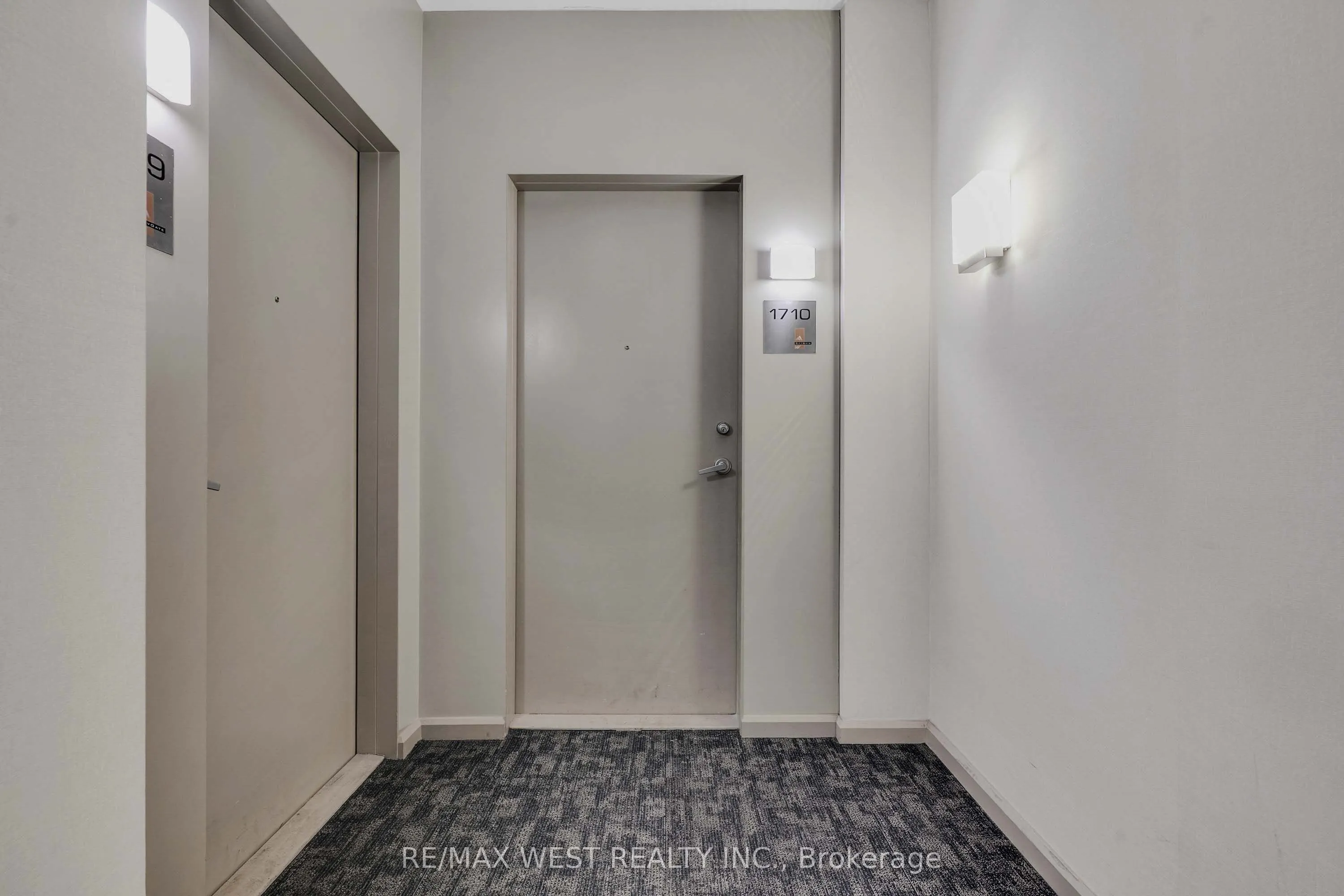 220 Burnhamthorpe Road W #1710