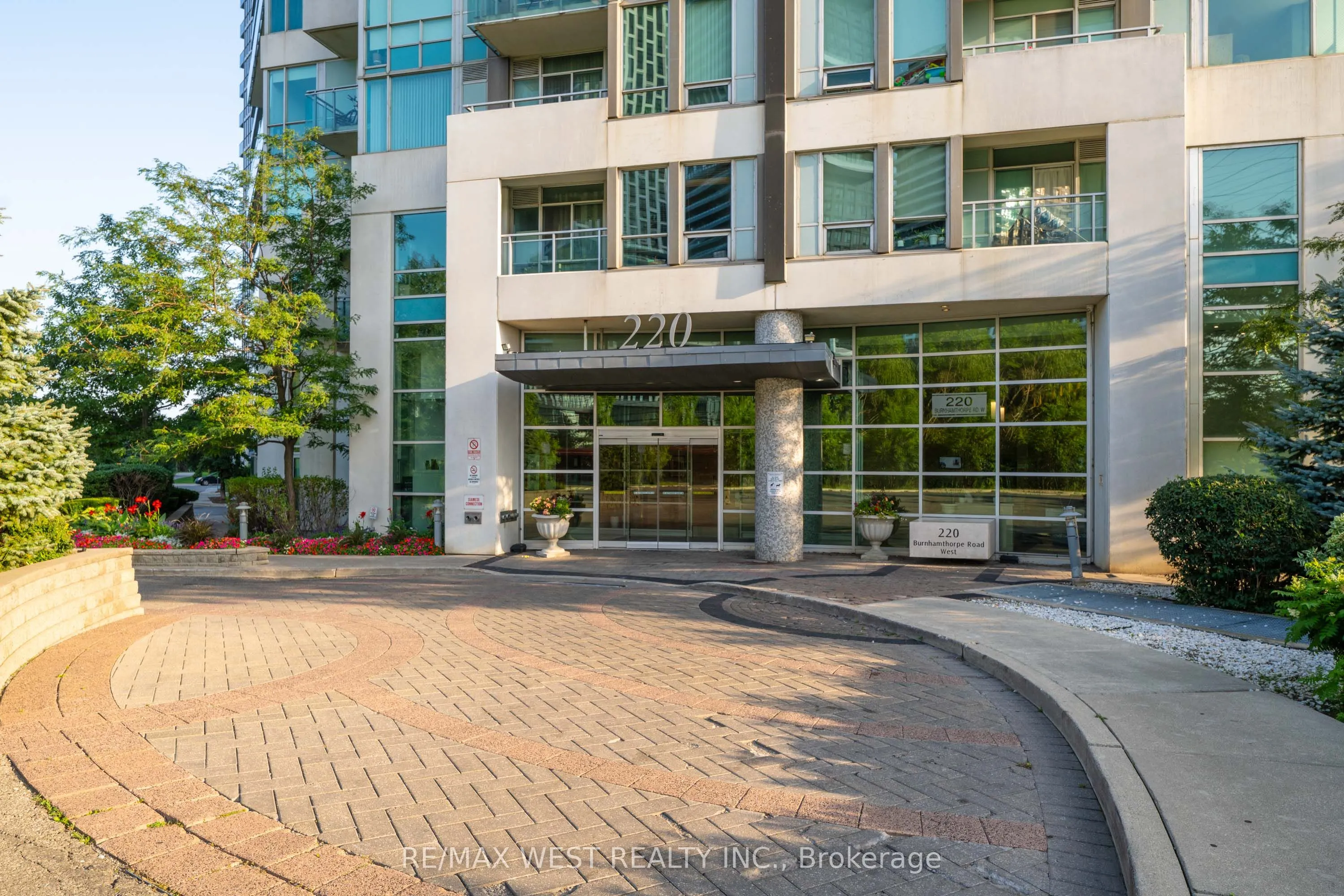 220 Burnhamthorpe Road W #1710