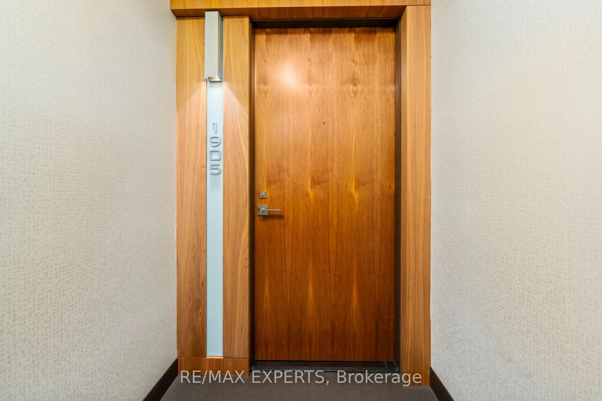 36 Park Lawn Road #1905