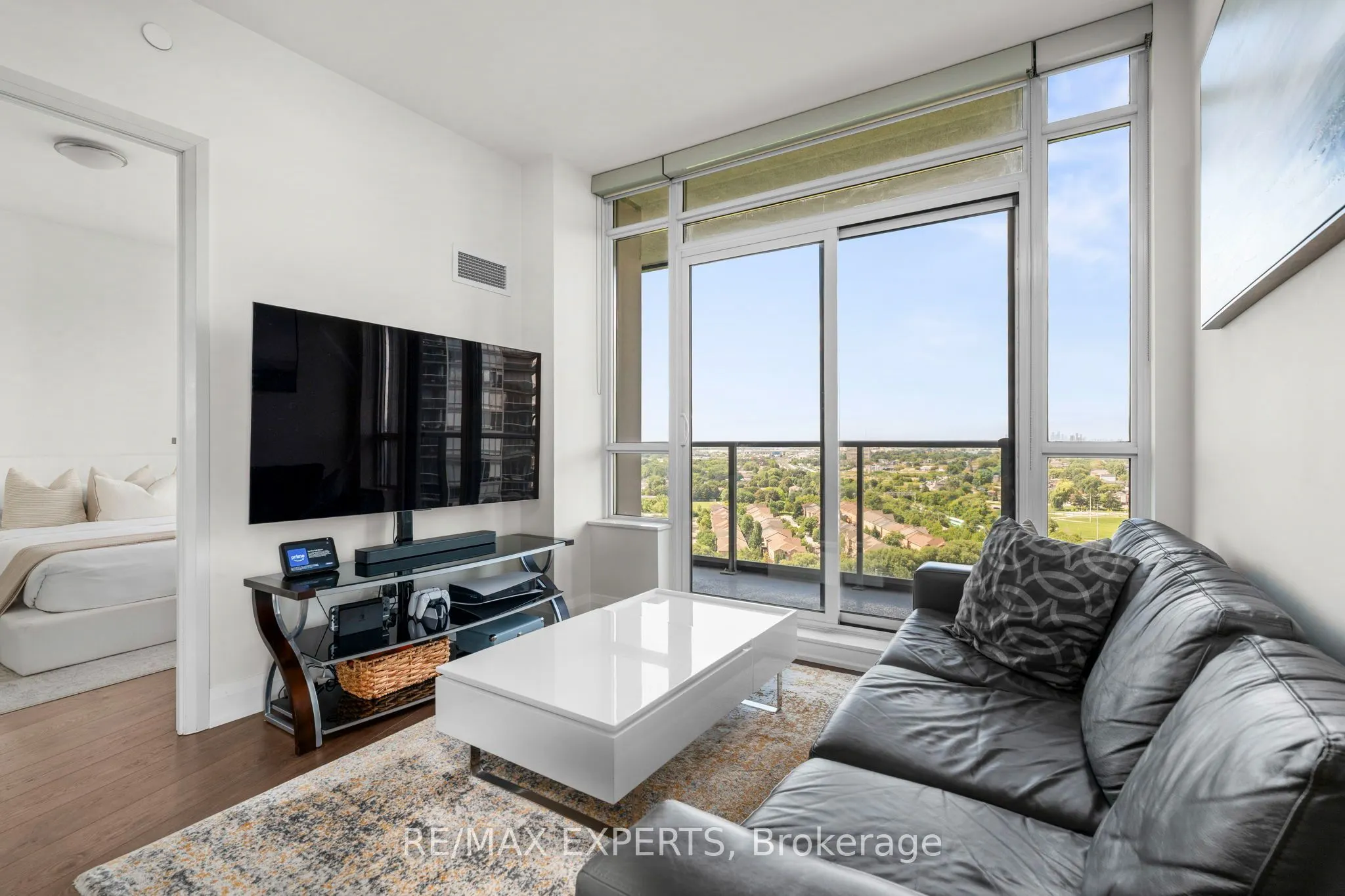 36 Park Lawn Road #1905
