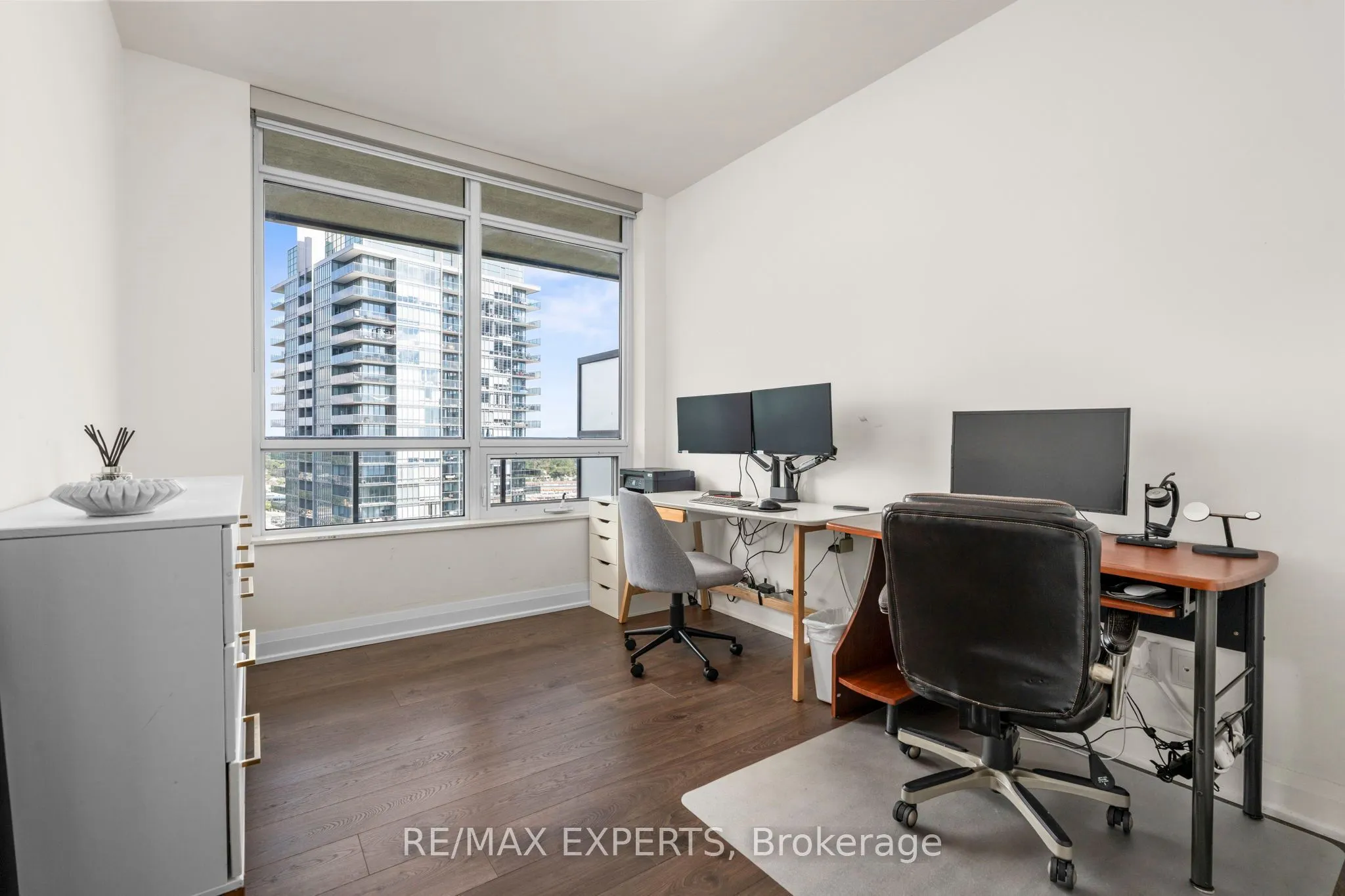 36 Park Lawn Road #1905