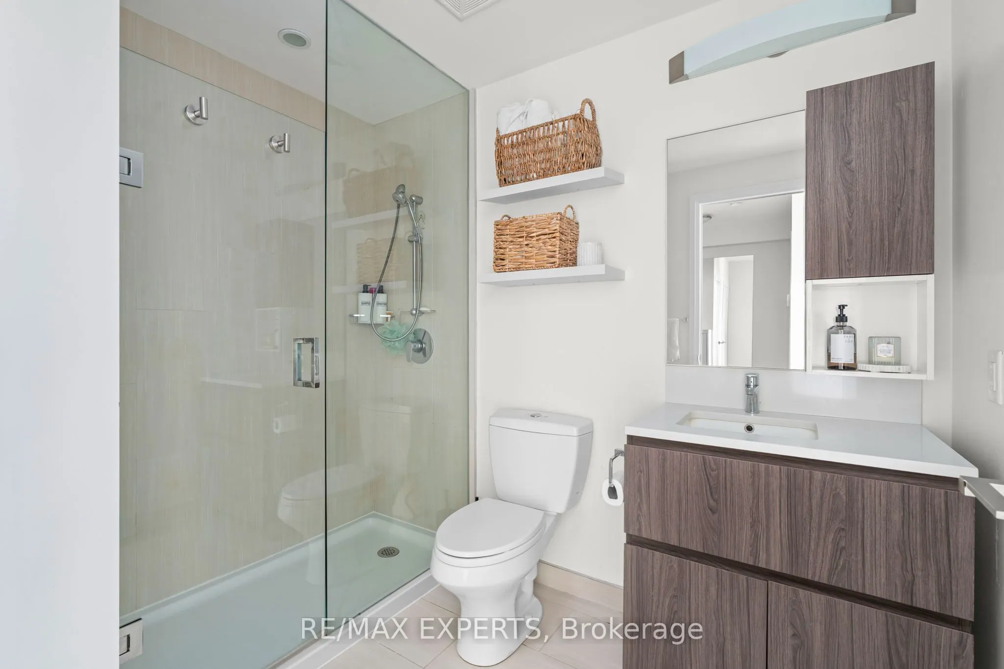 36 Park Lawn Road #1905