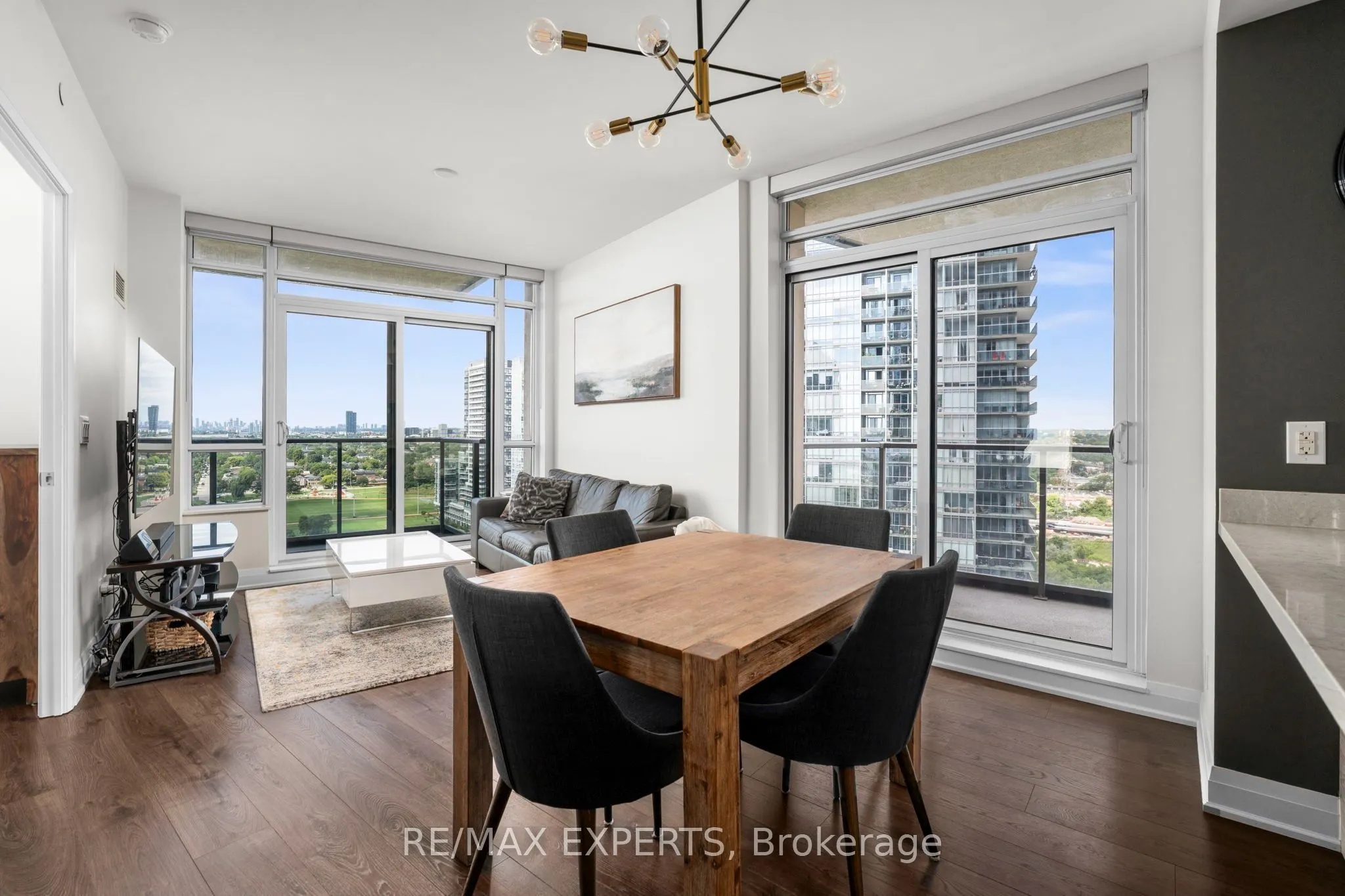 36 Park Lawn Road #1905