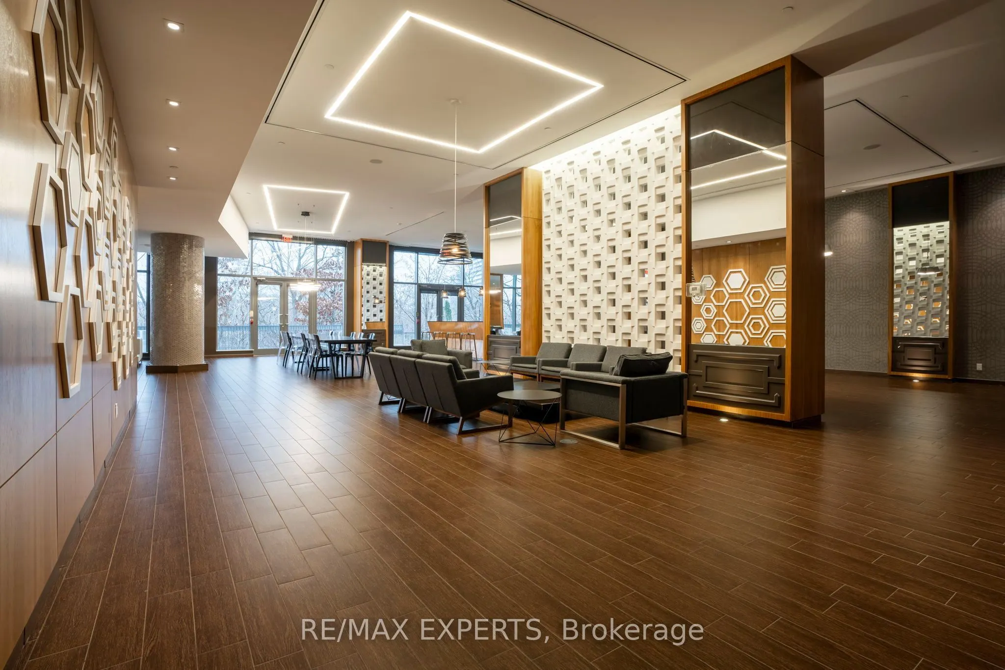 36 Park Lawn Road #1905