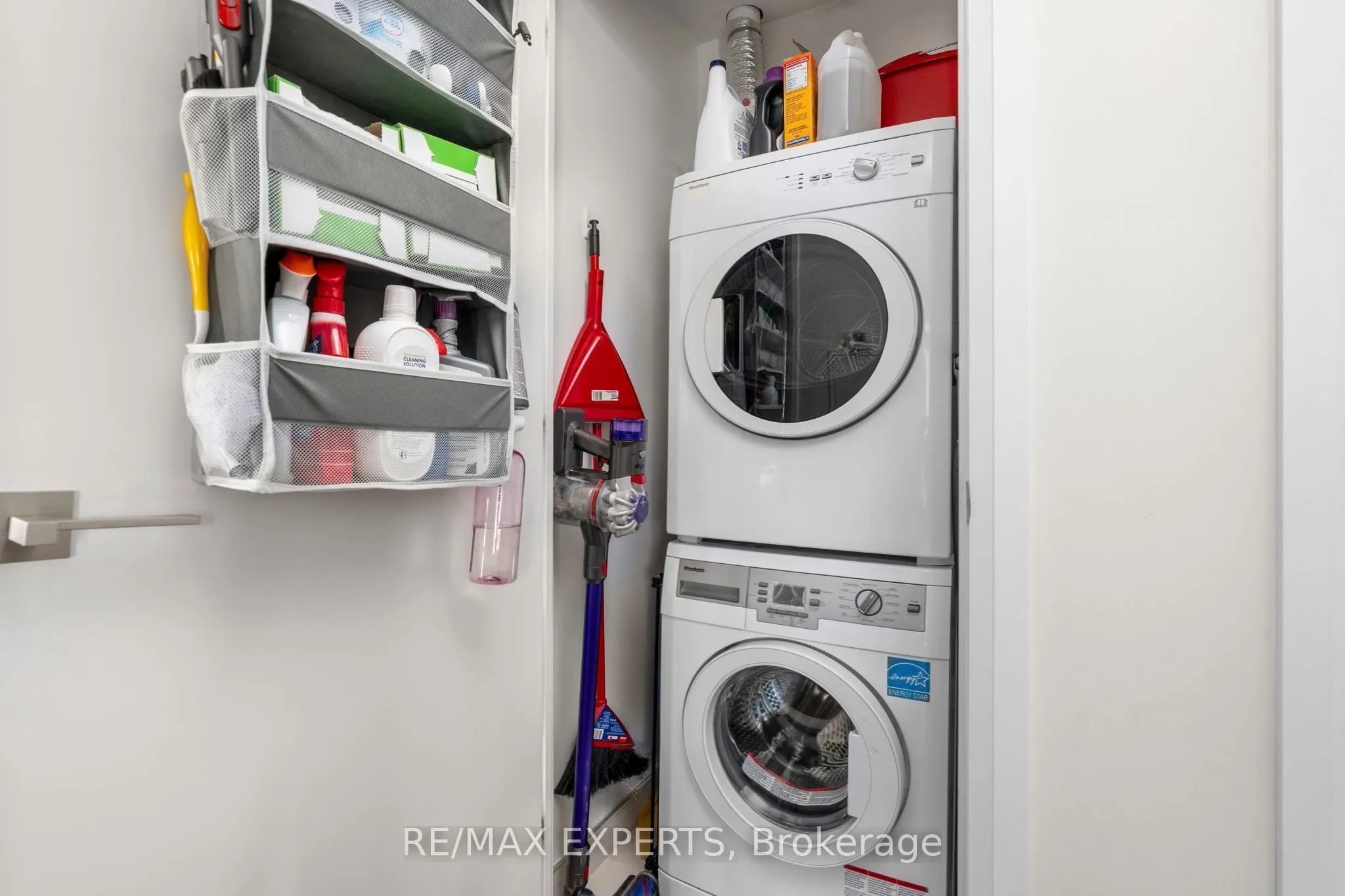 36 Park Lawn Road #1905