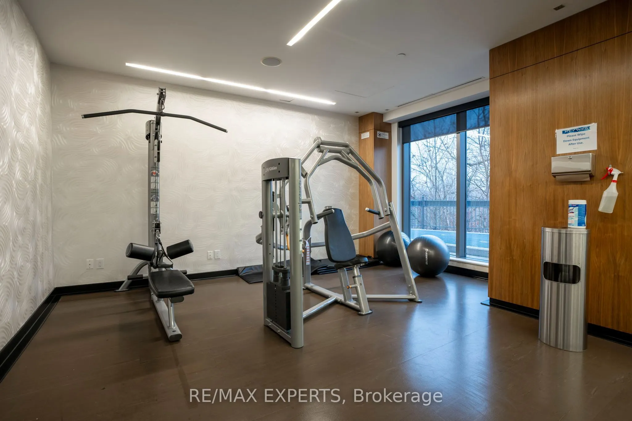36 Park Lawn Road #1905