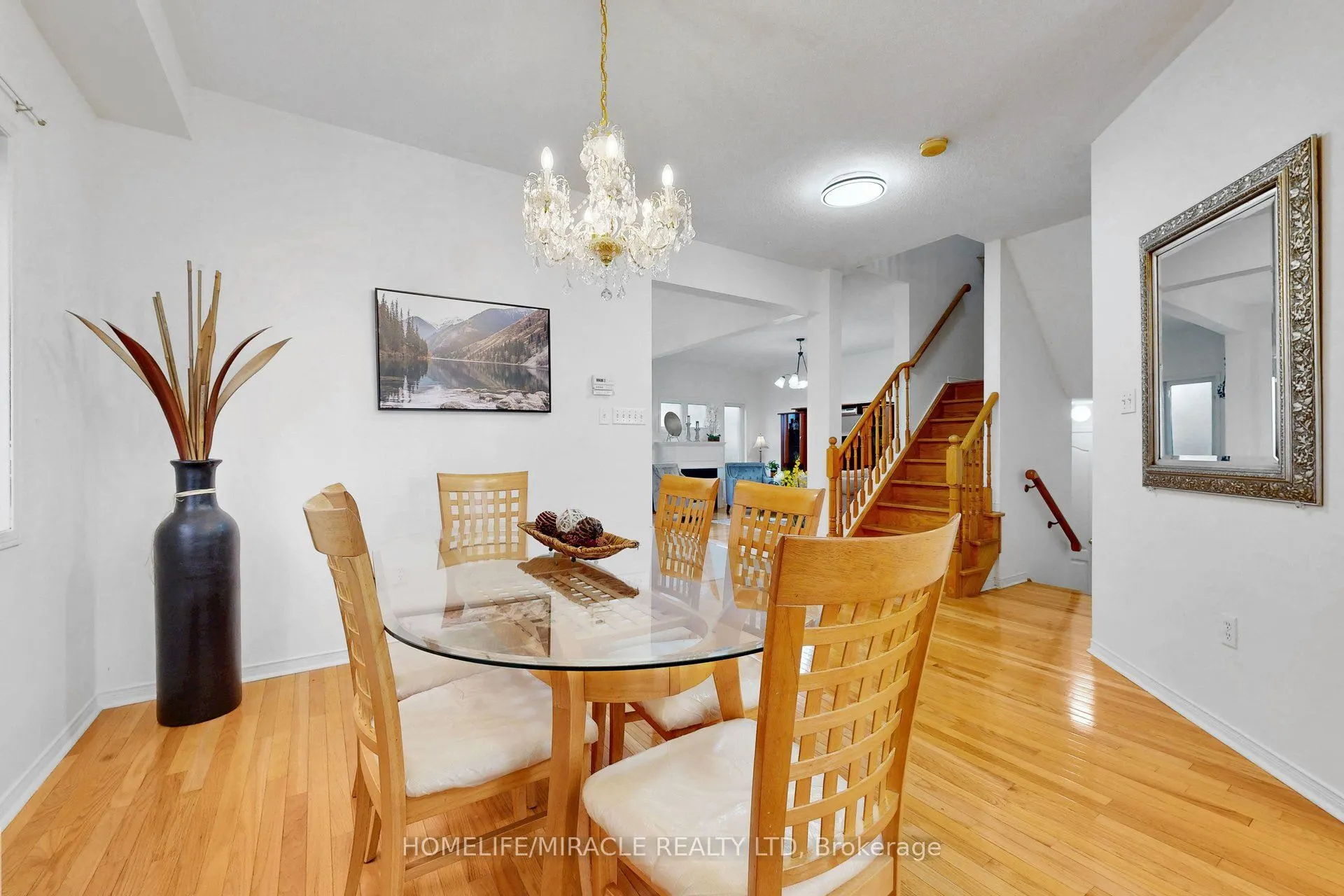 3852 Brinwood Gate