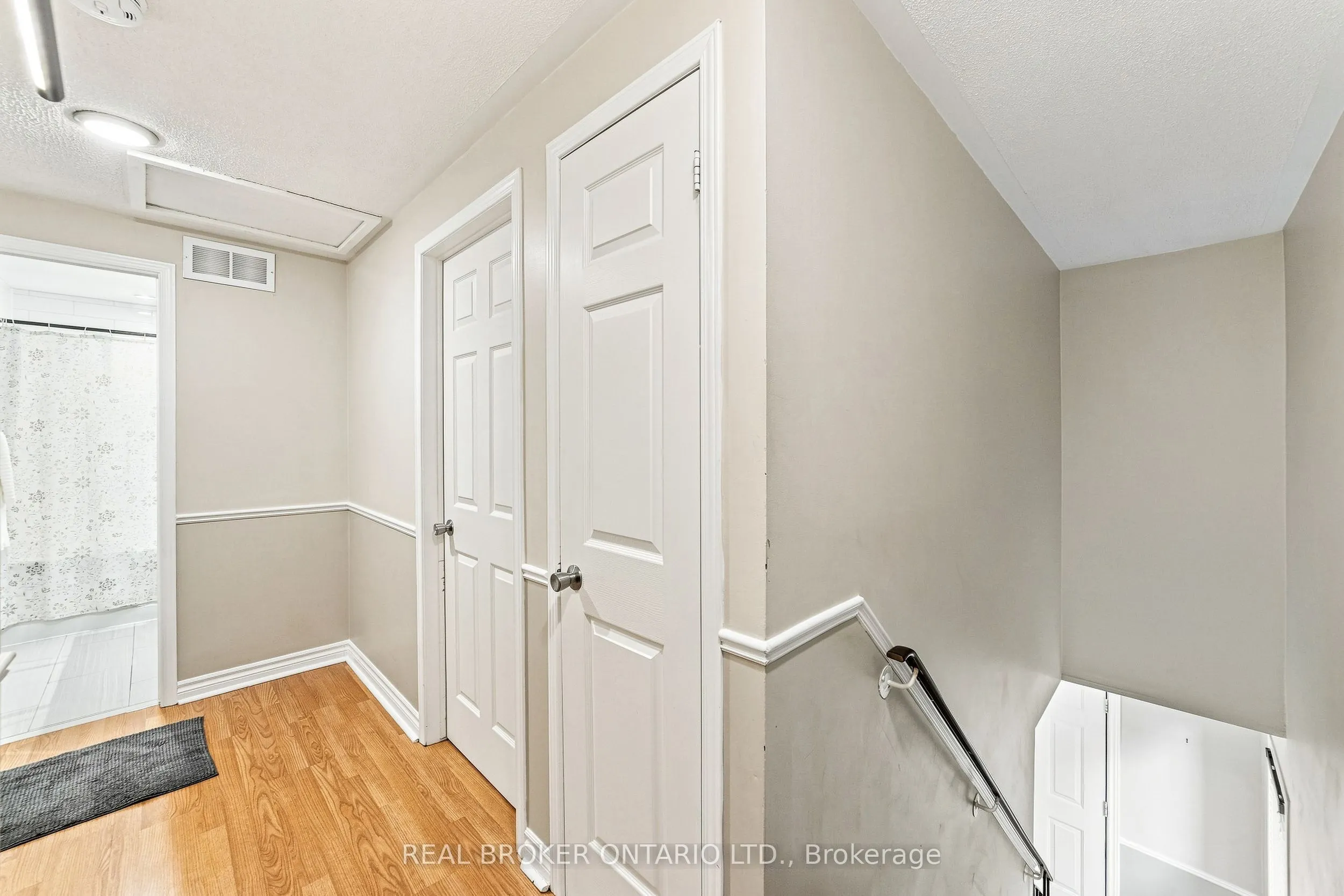 1270 Gainsborough Drive #61