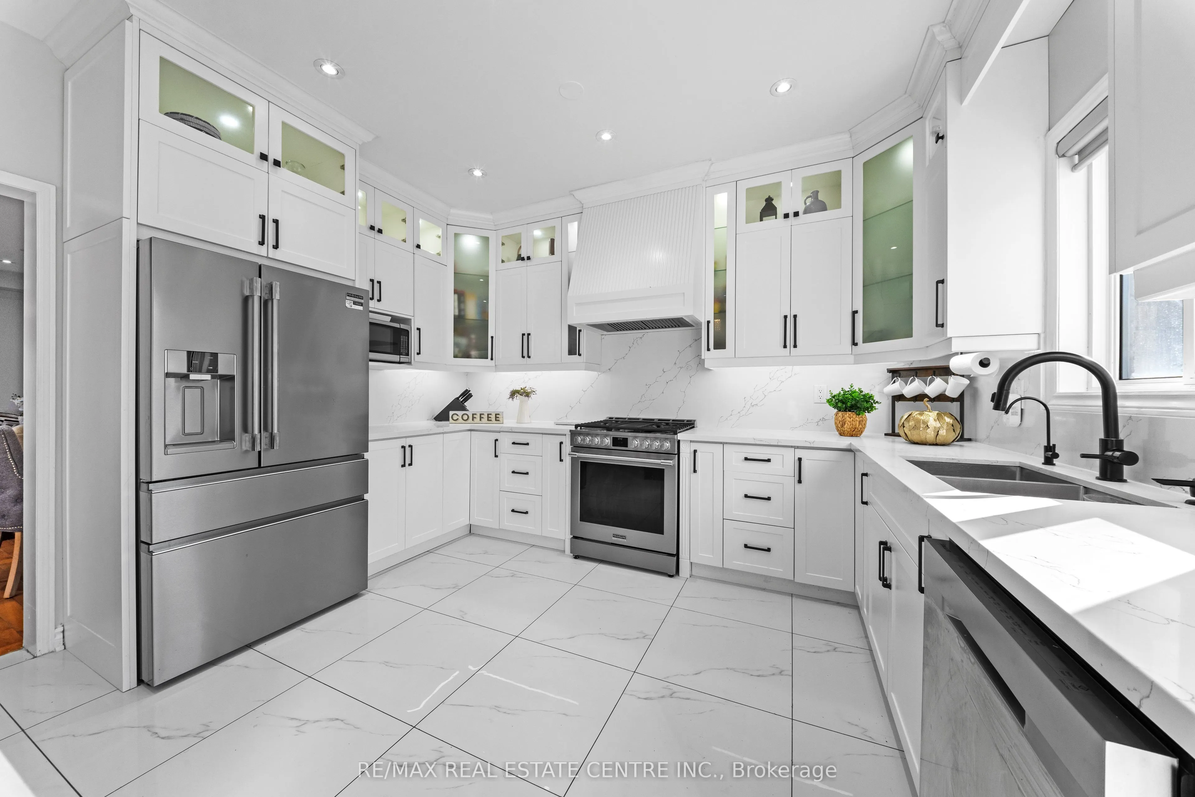10 Midvale Road