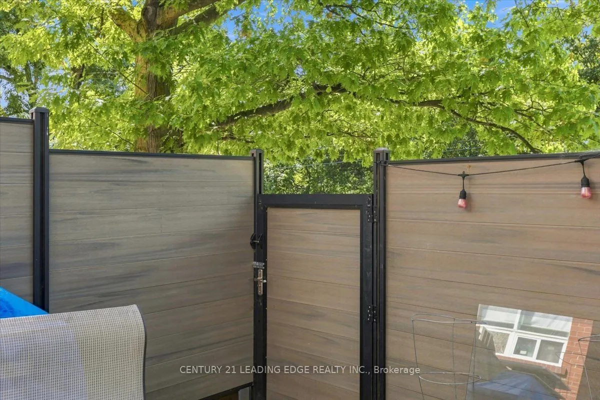 28 Sebastian Cabot Way #43