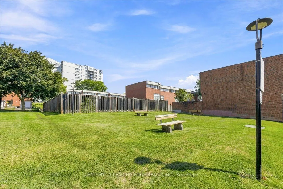 28 Sebastian Cabot Way #43