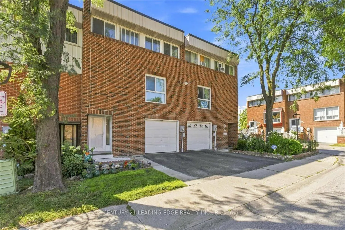 28 Sebastian Cabot Way #43