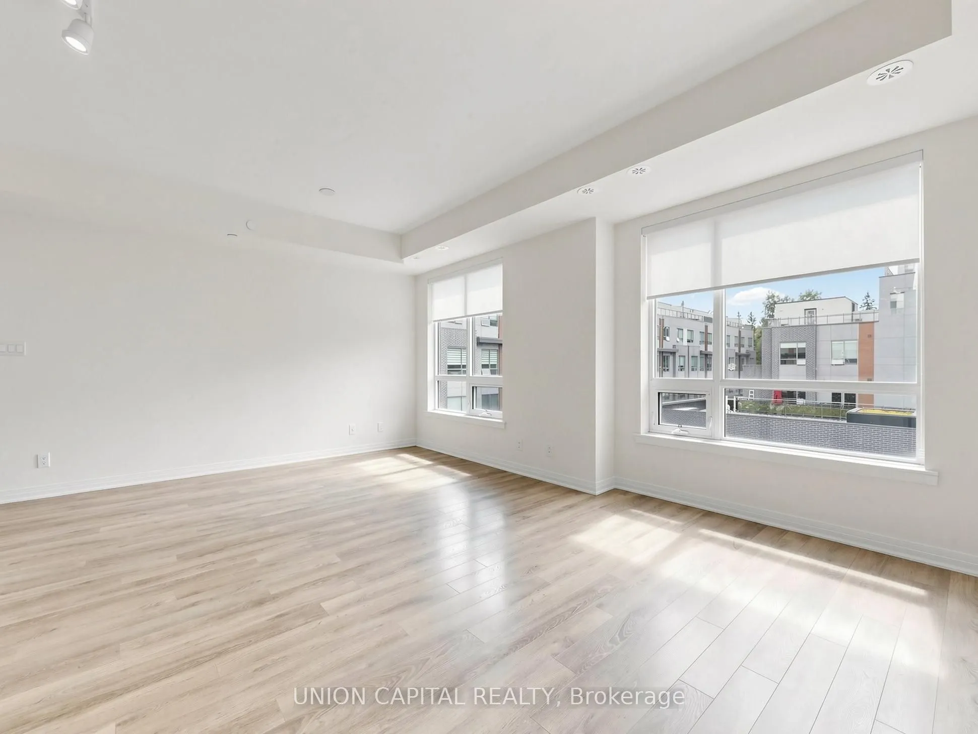 1238 Cawthra Road #4
