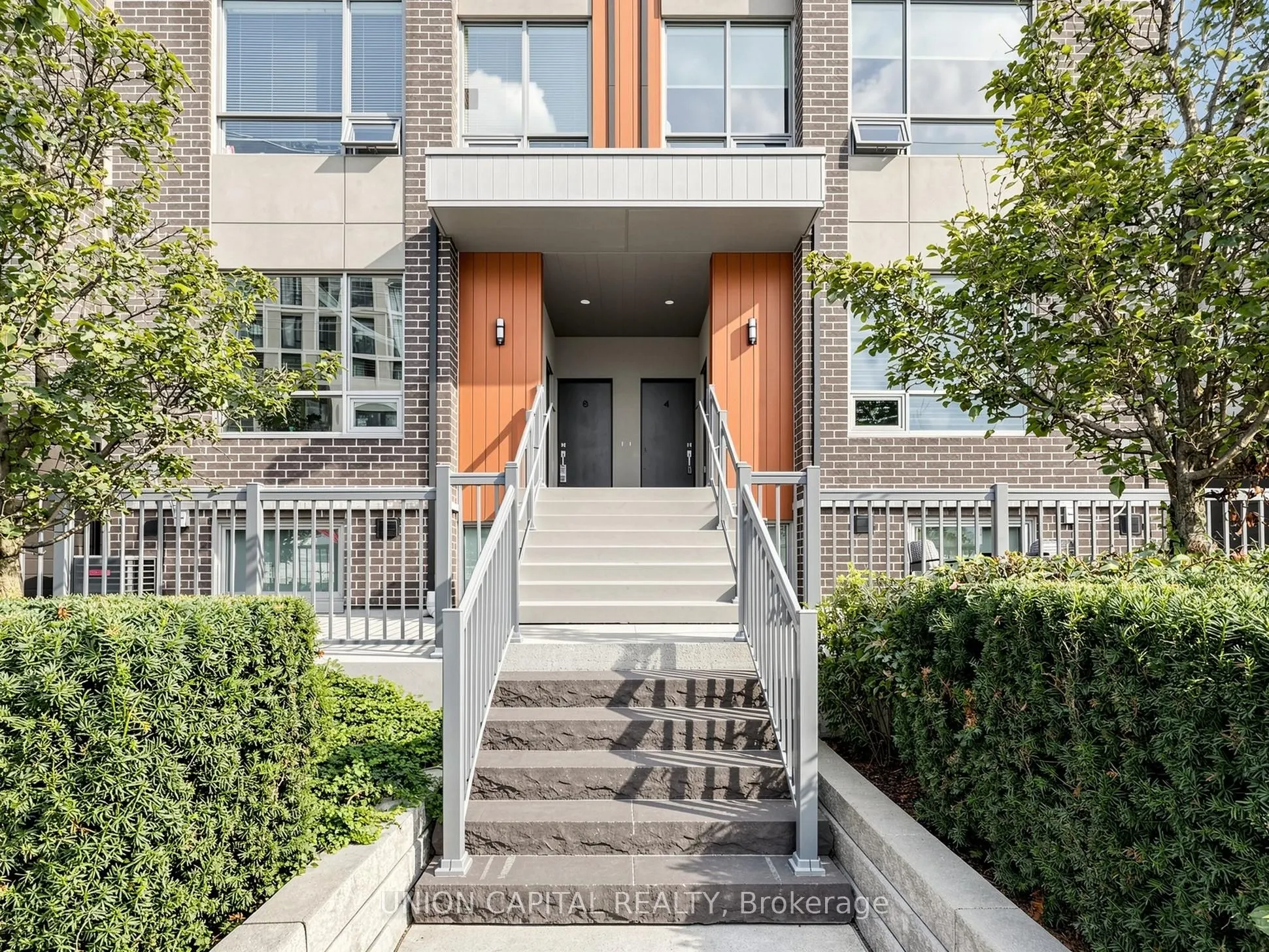 1238 Cawthra Road #4