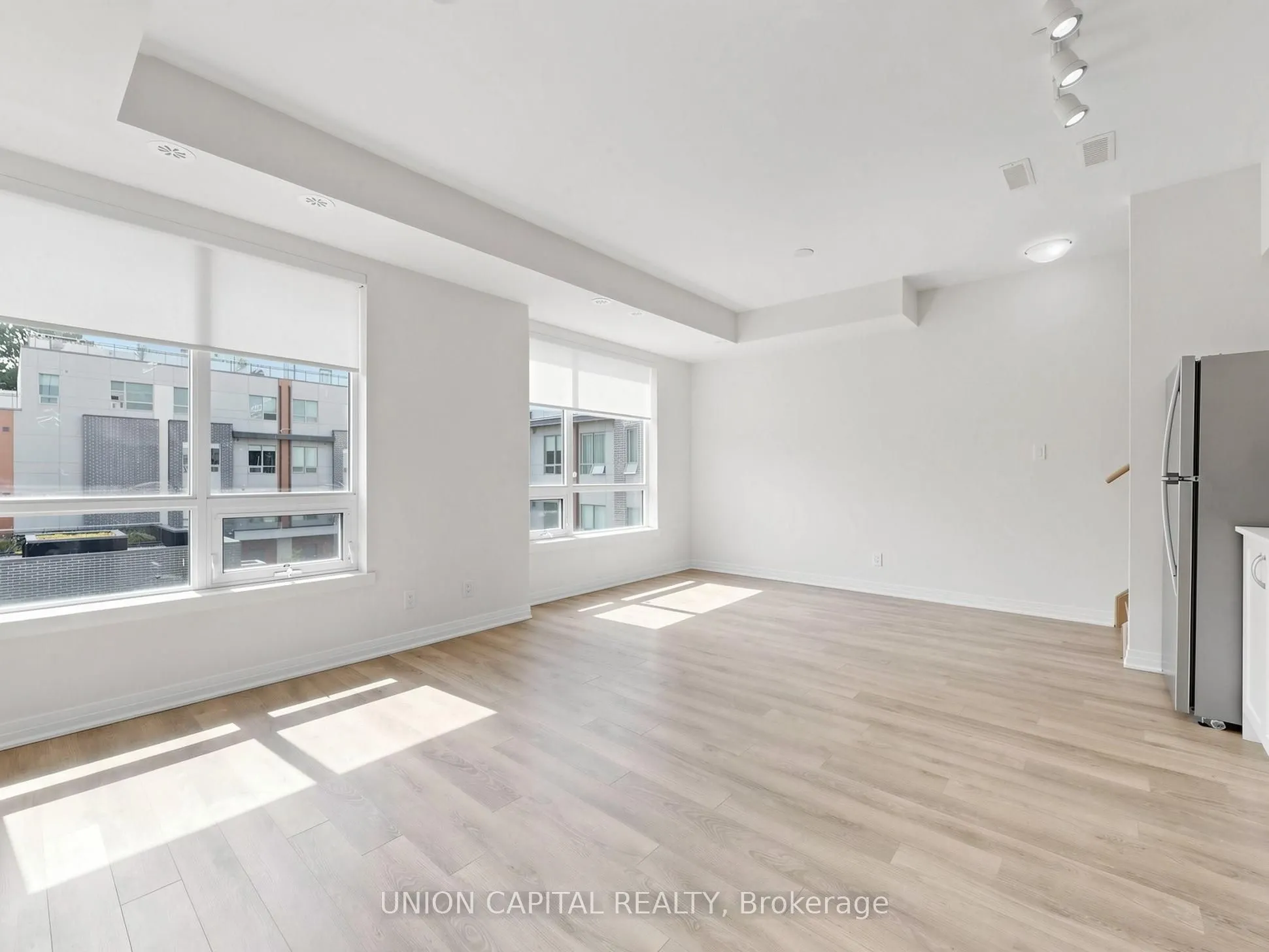 1238 Cawthra Road #4