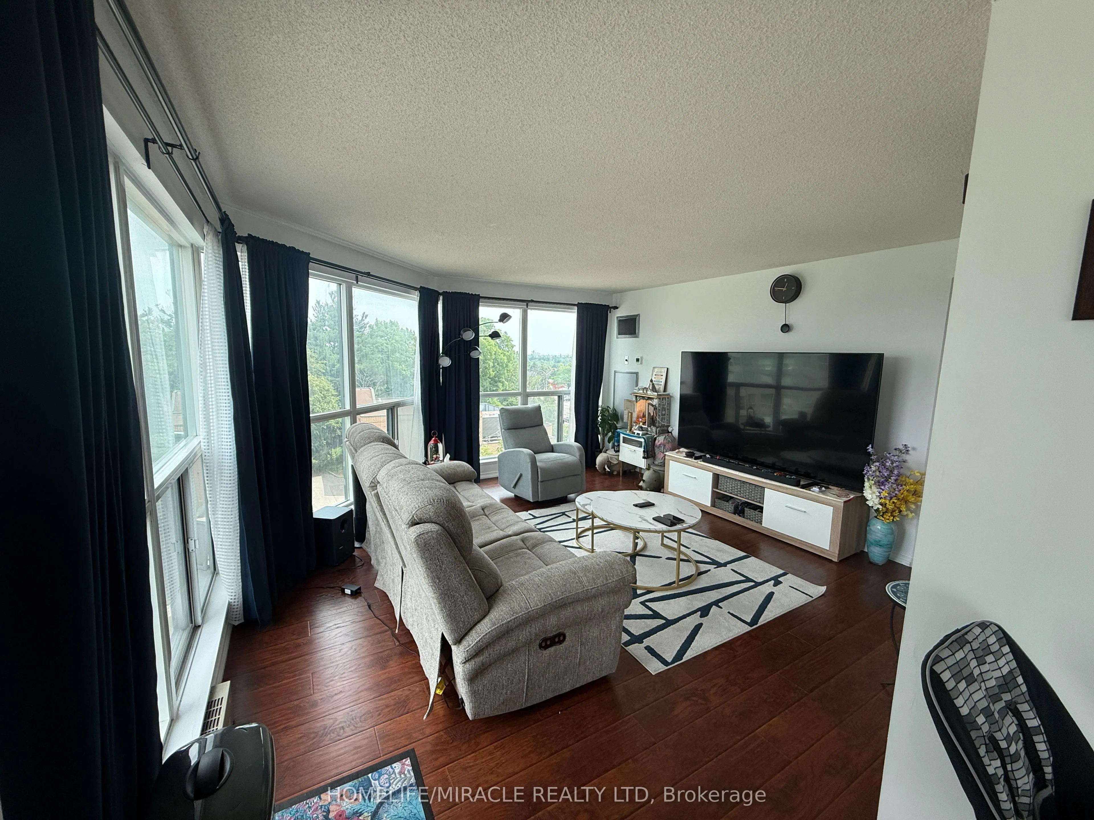2177 Burnhamthorpe Road #609
