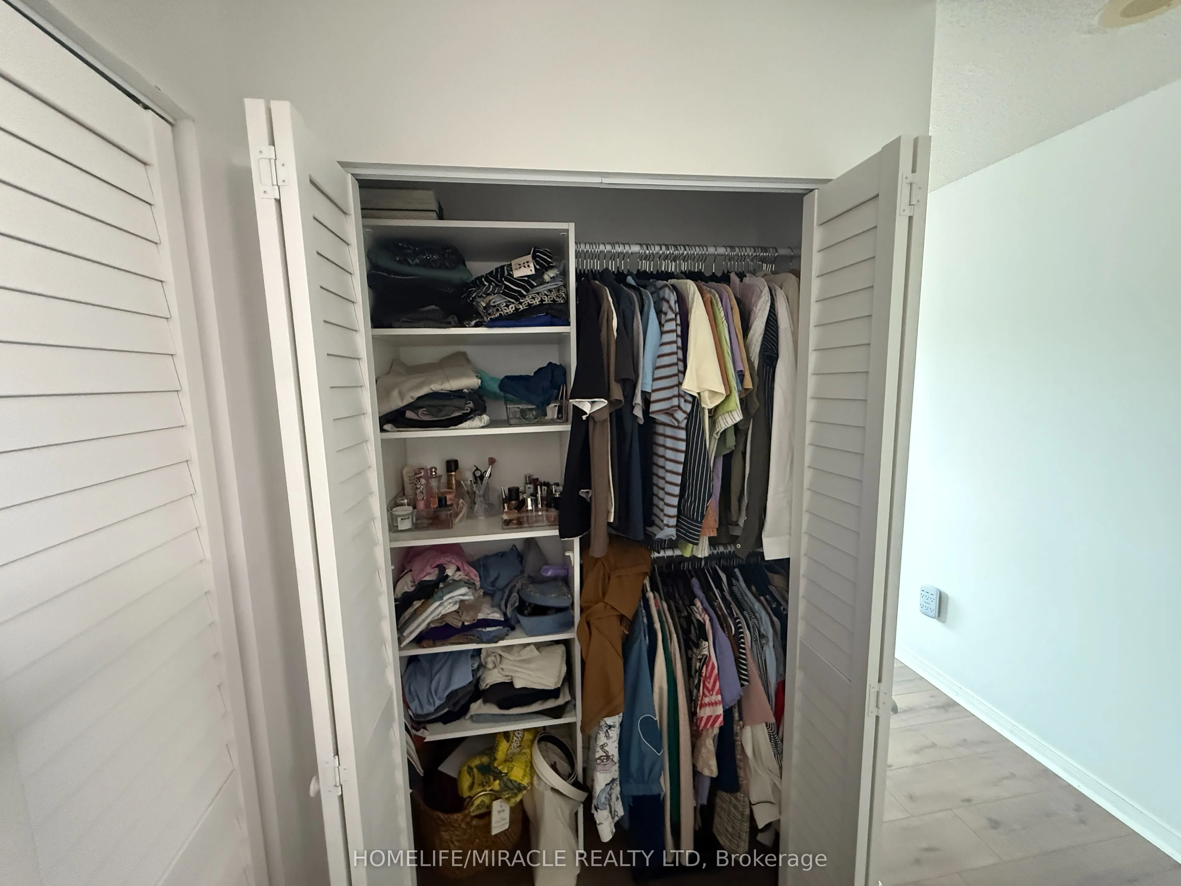 2177 Burnhamthorpe Road #609