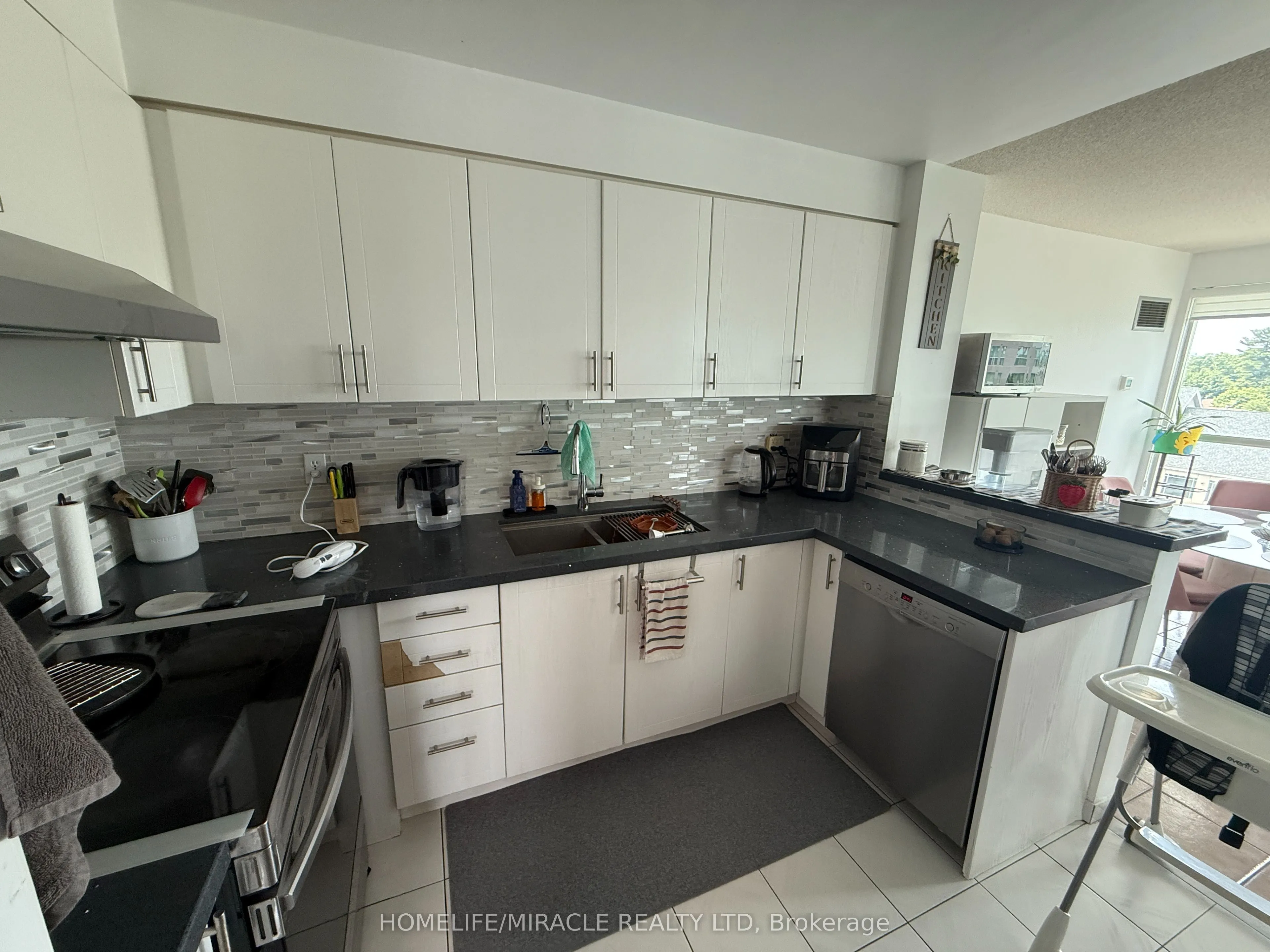 2177 Burnhamthorpe Road #609
