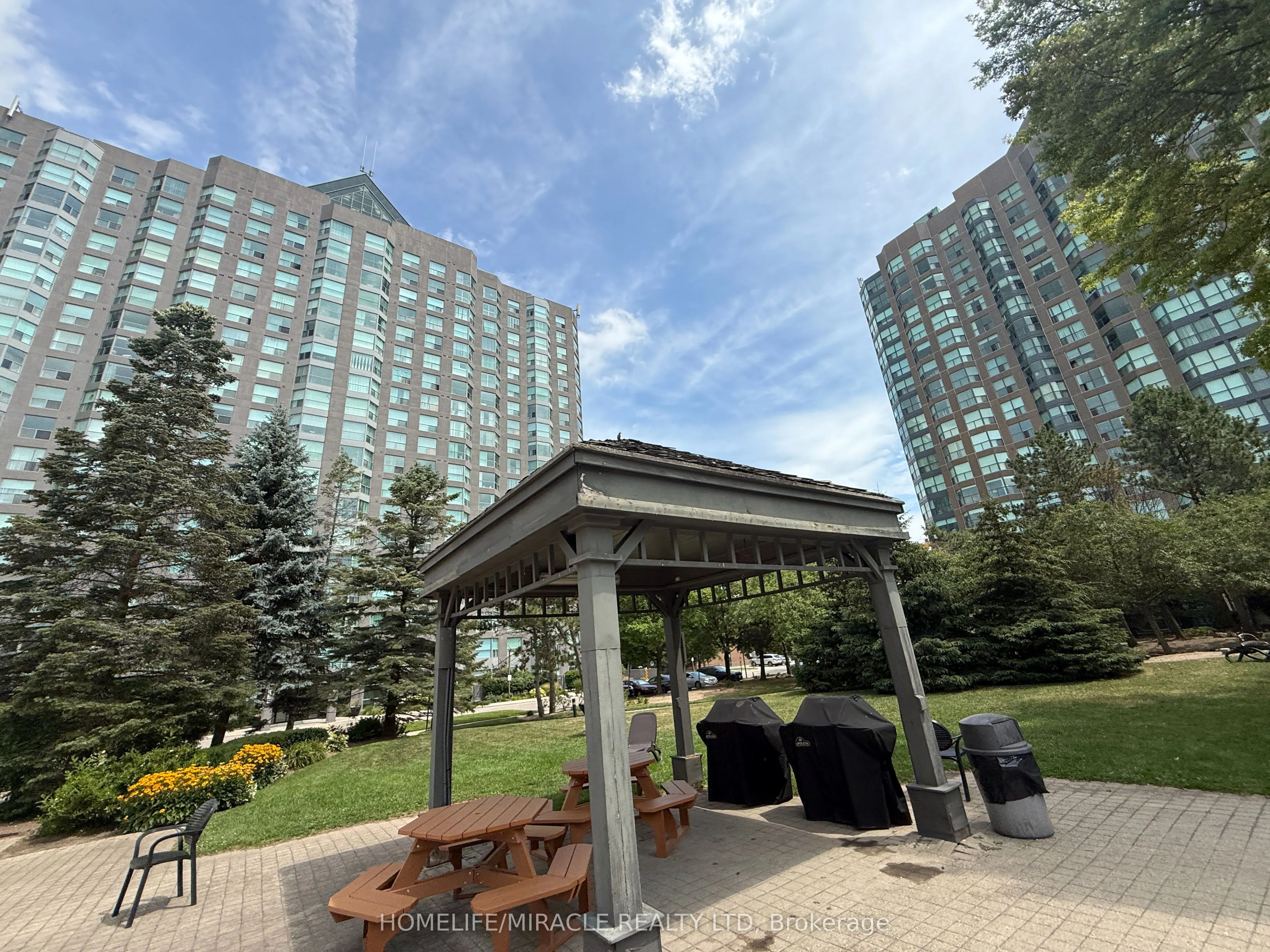2177 Burnhamthorpe Road #609