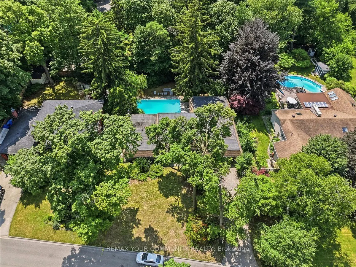 1528 Knareswood Drive