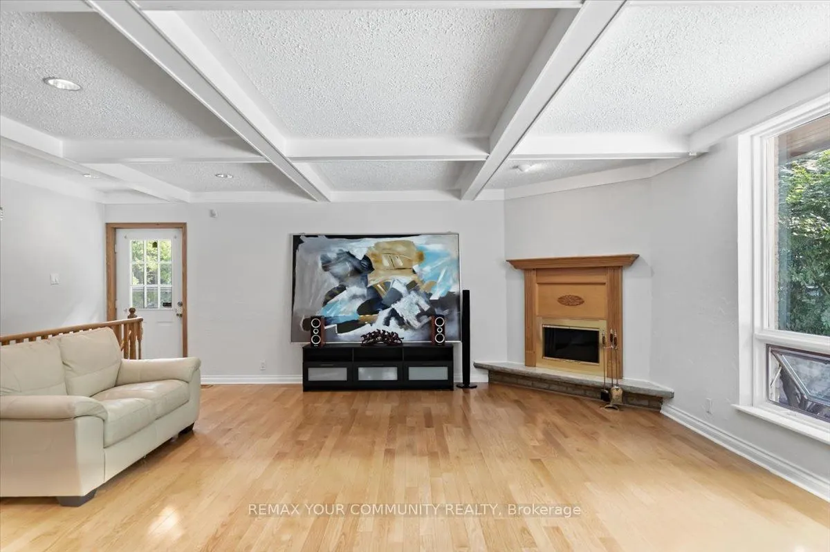 1528 Knareswood Drive