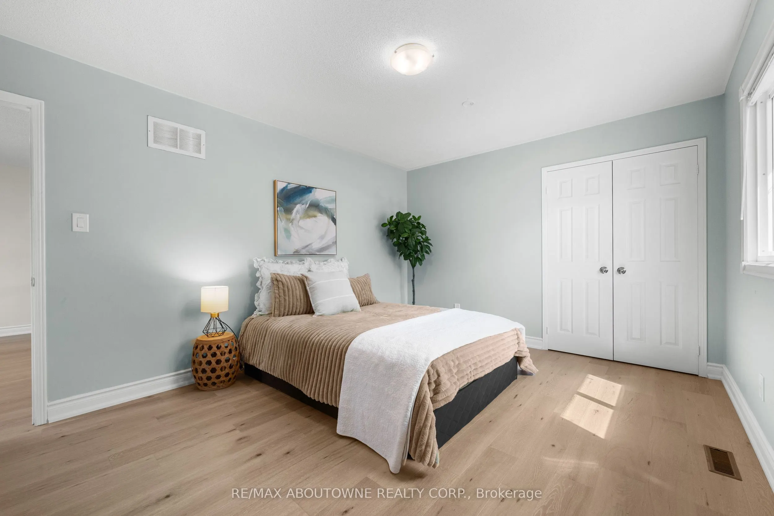 435 March Crescent
