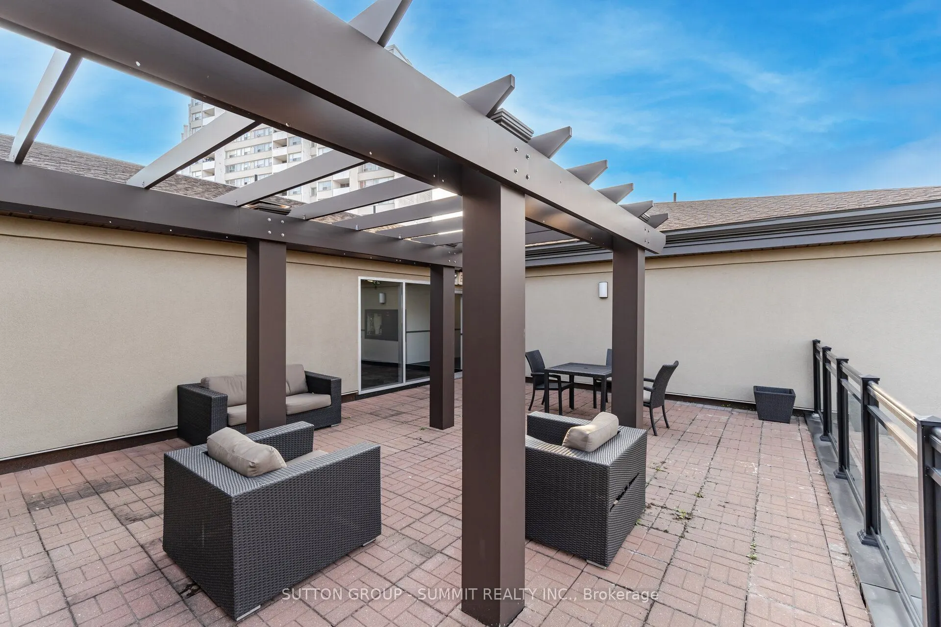 570 Lolita Gardens #418