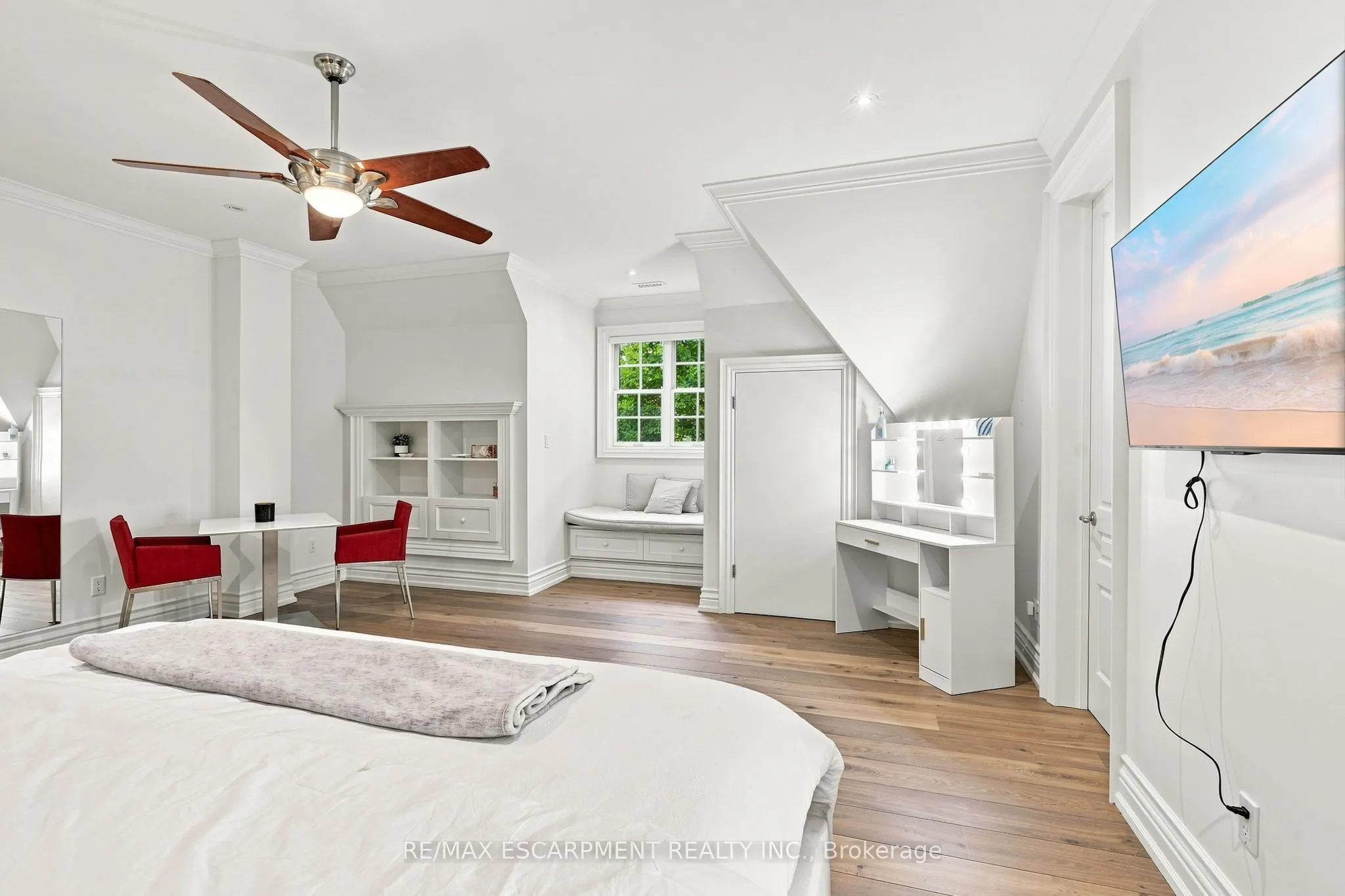 2025 Heartwood Court