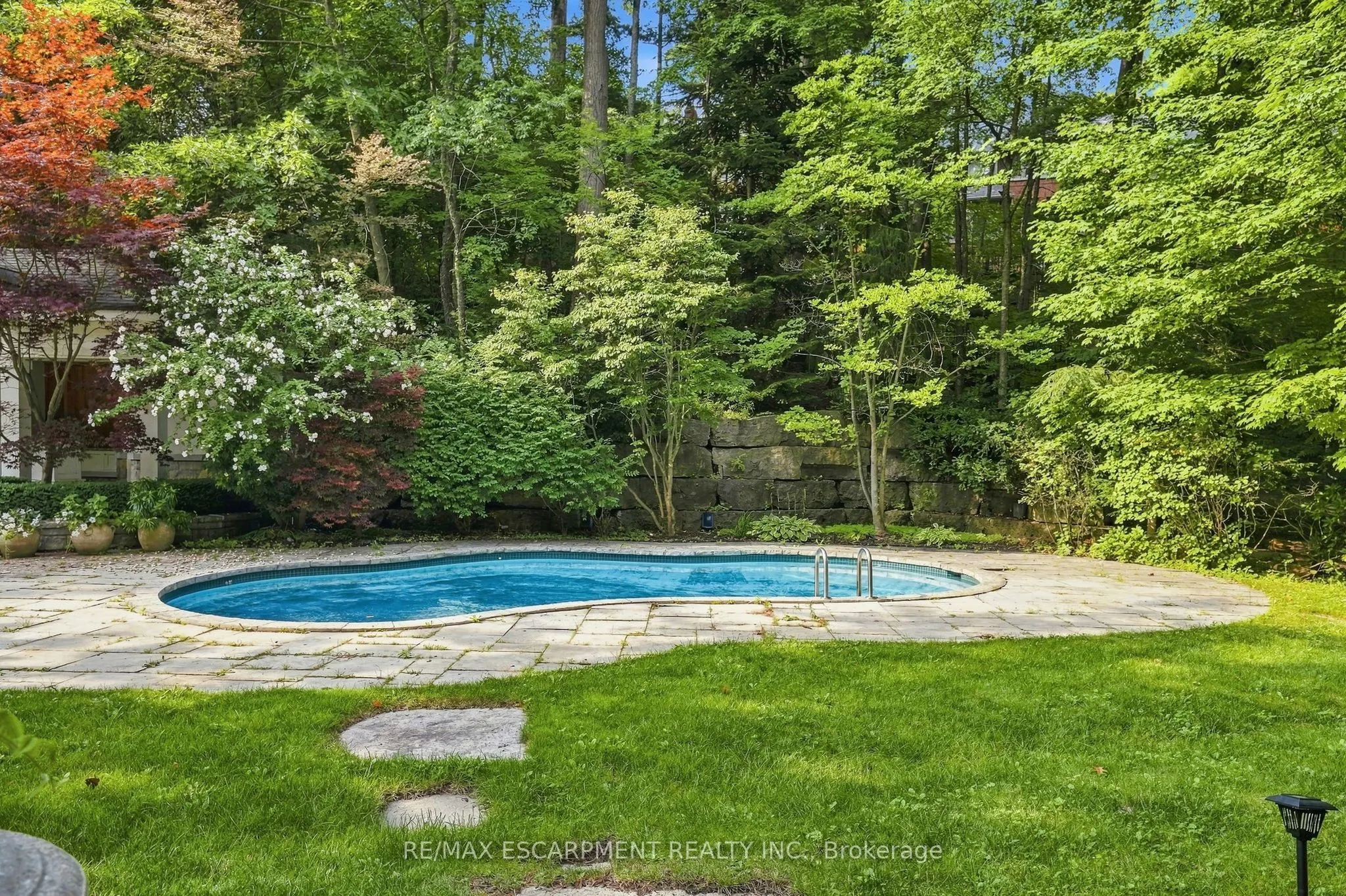 2025 Heartwood Court