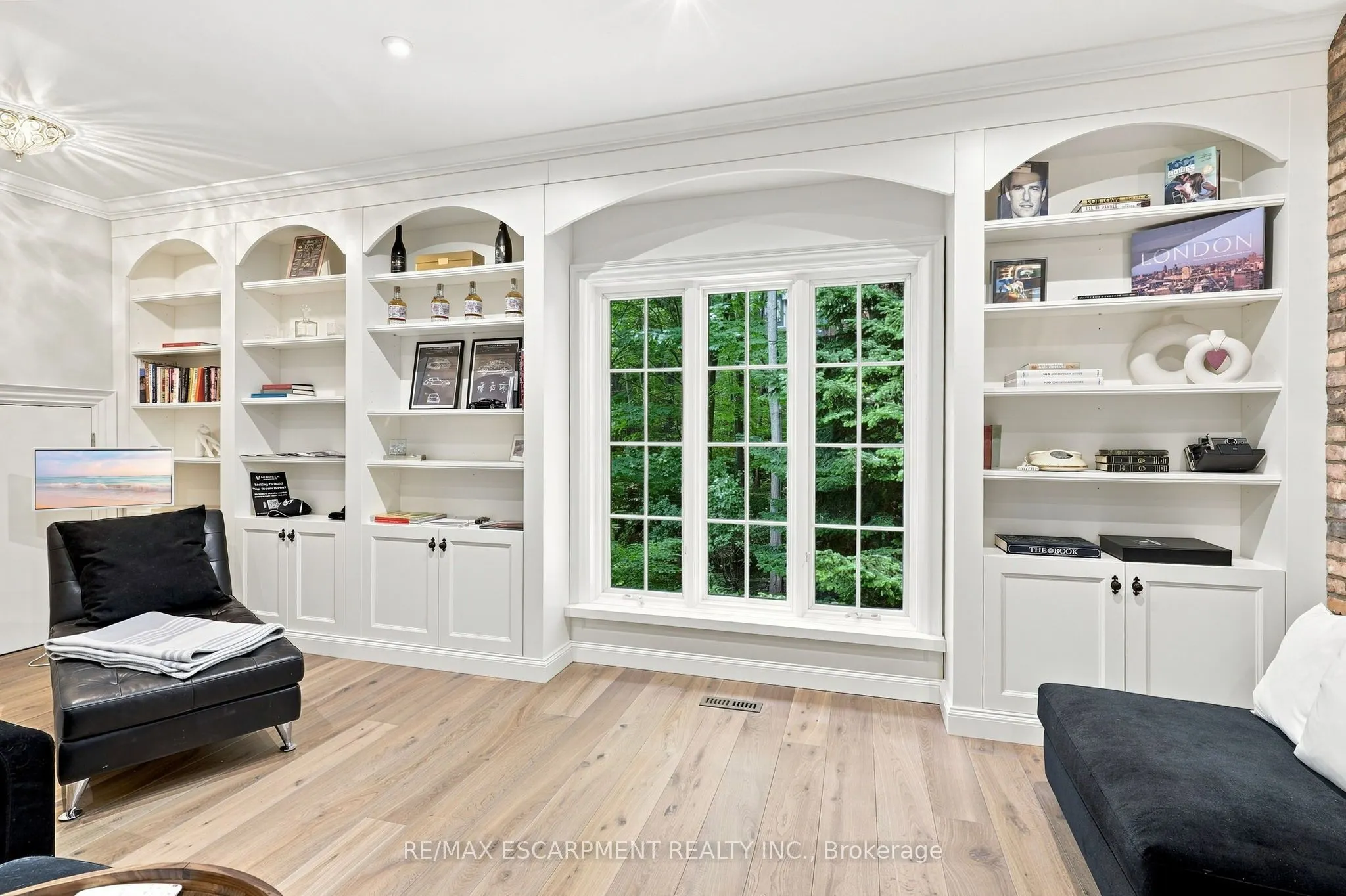 2025 Heartwood Court
