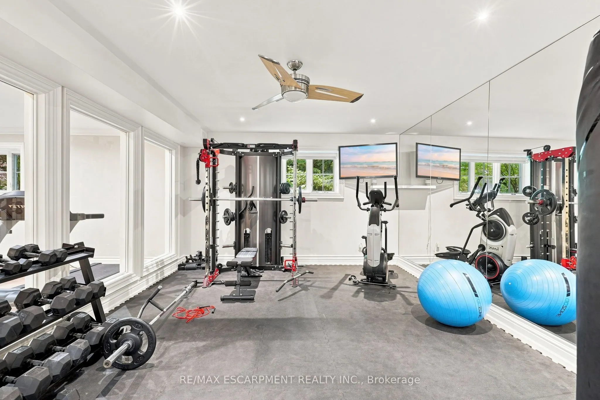 2025 Heartwood Court