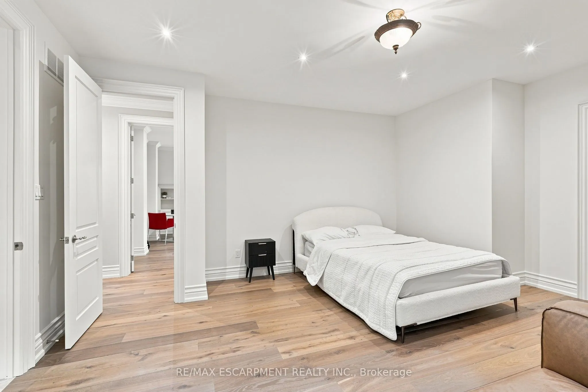 2025 Heartwood Court