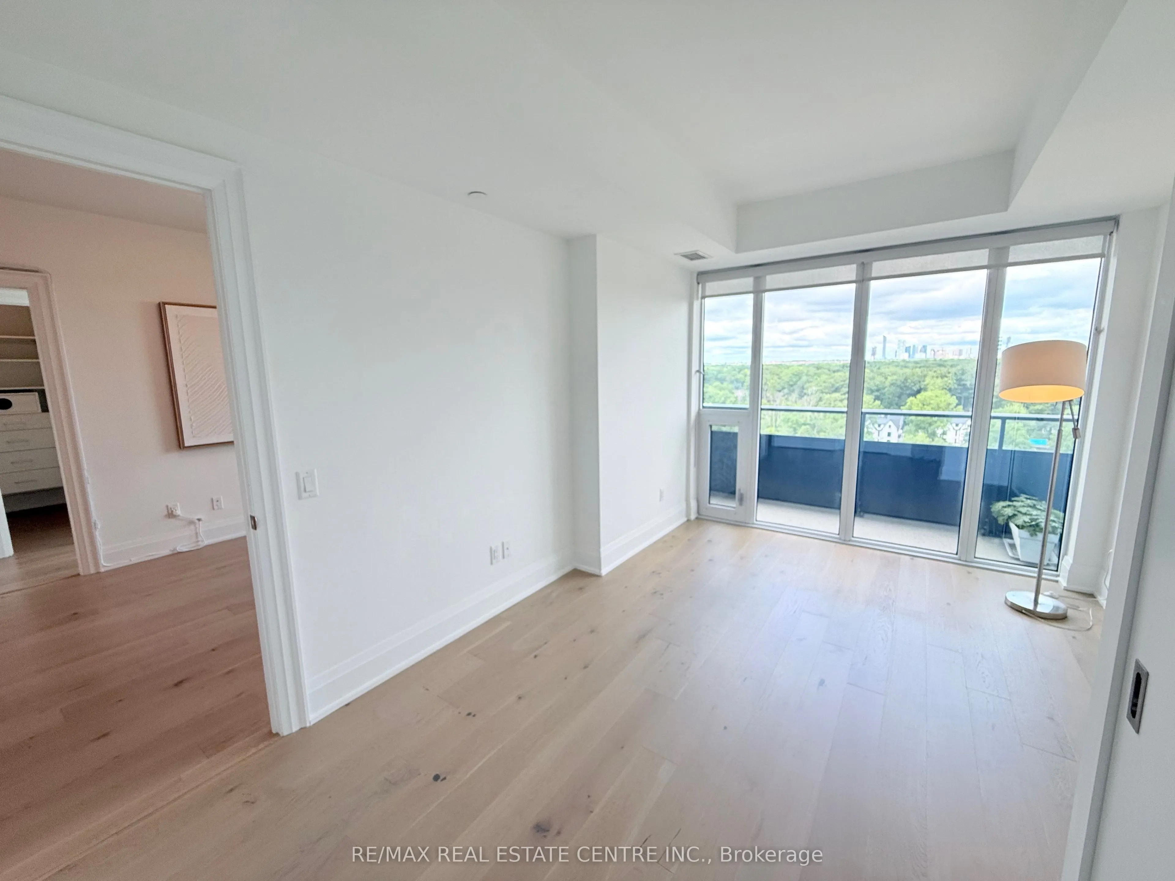 21 Park Street E #1507