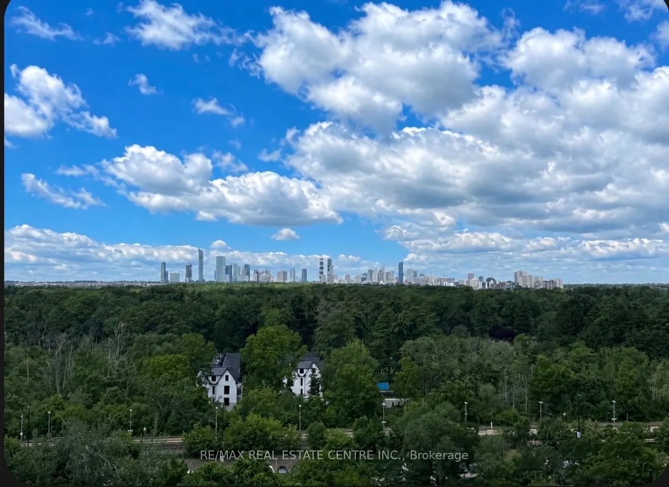 21 Park Street E #1507