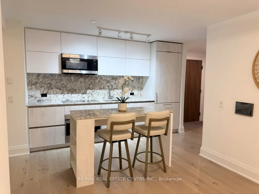21 Park Street E #1507