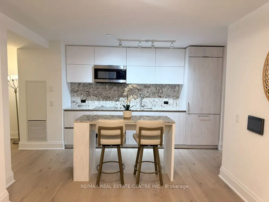 21 Park Street E #1507