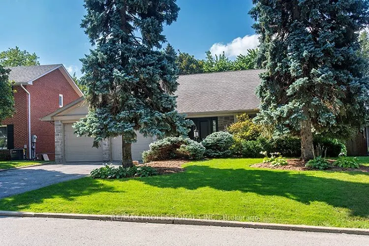 7 Treeline Court