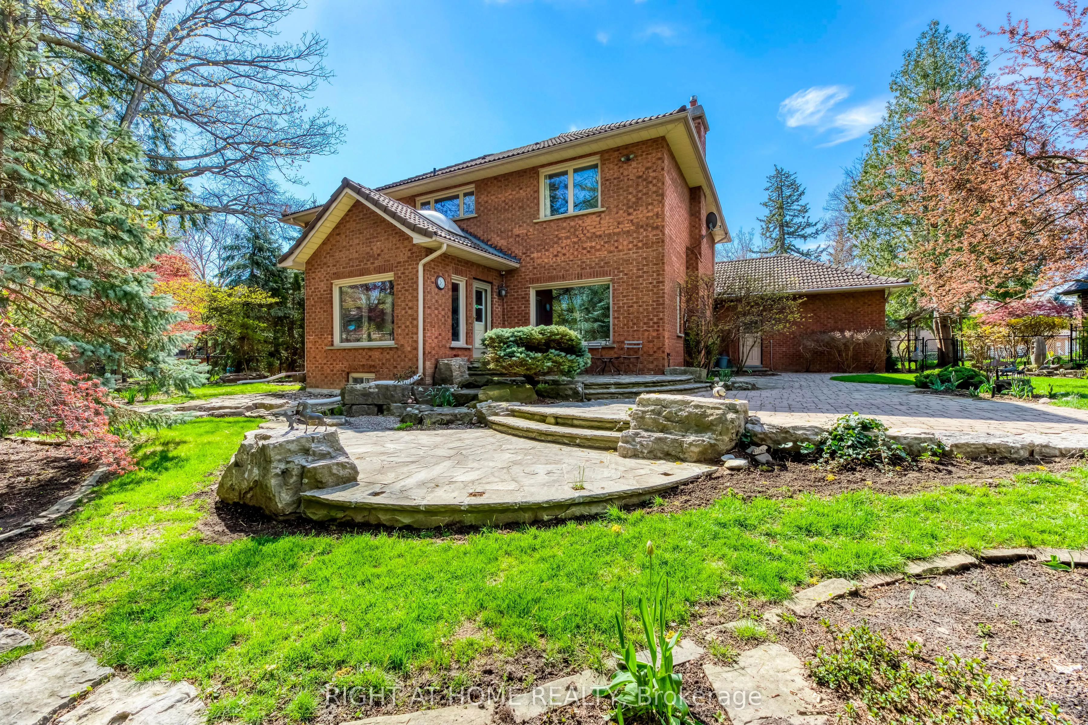 2175 Oneida Court